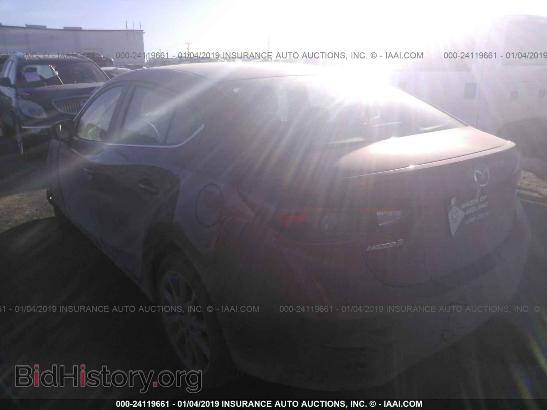 2018 MAZDA 3 - VIN: 3MZBN1V36JM247957 - Фото 3