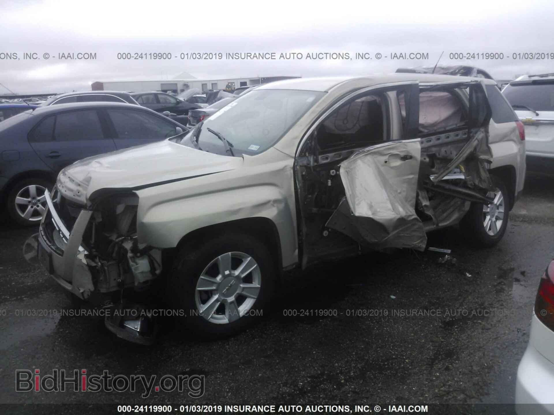 2011 GMC TERRAIN - VIN: 2CTALMEC8B6316623 - Photo 2