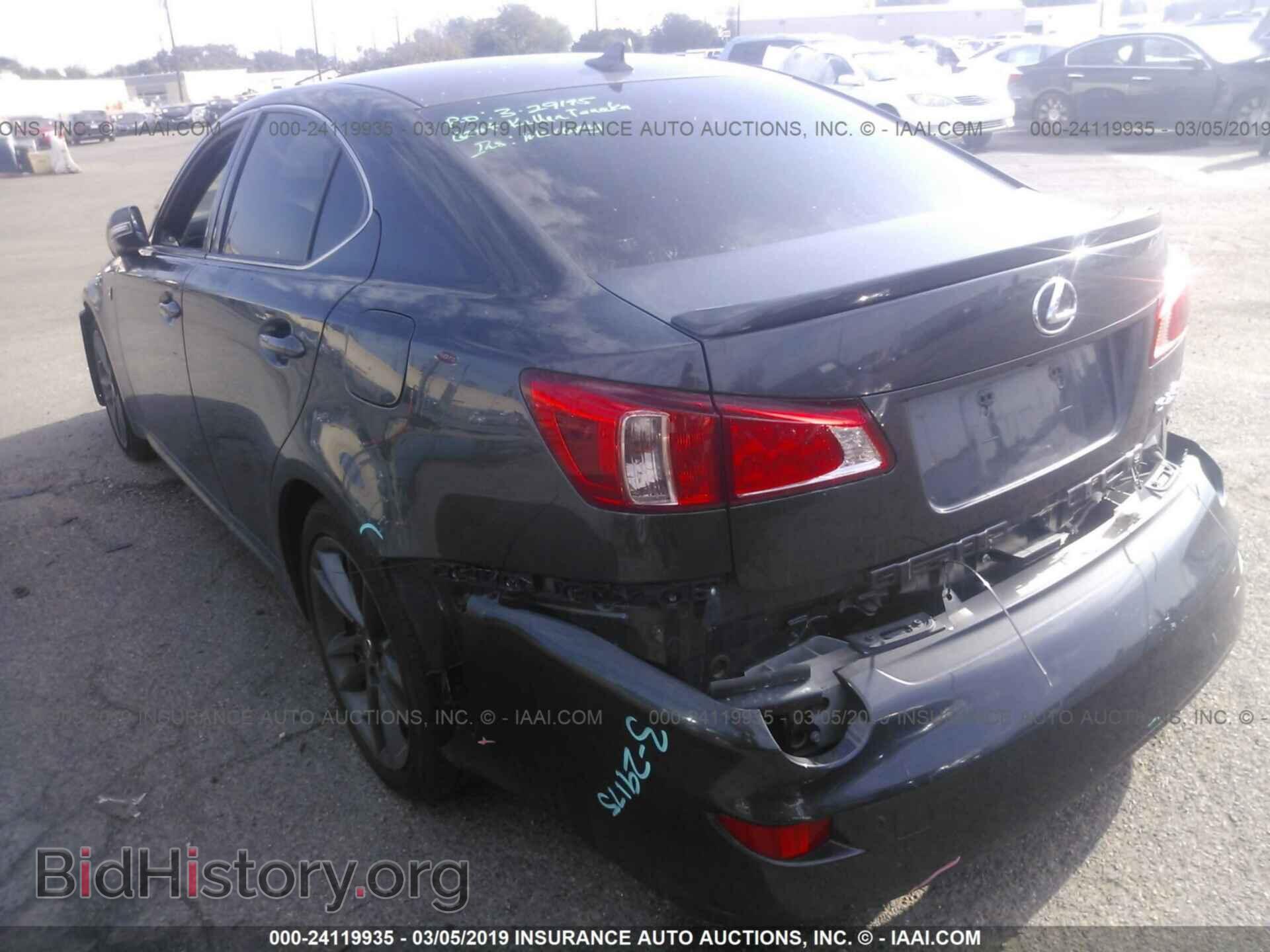 2011 LEXUS IS - VIN: JTHBF5C28B5142649 - Photo 3