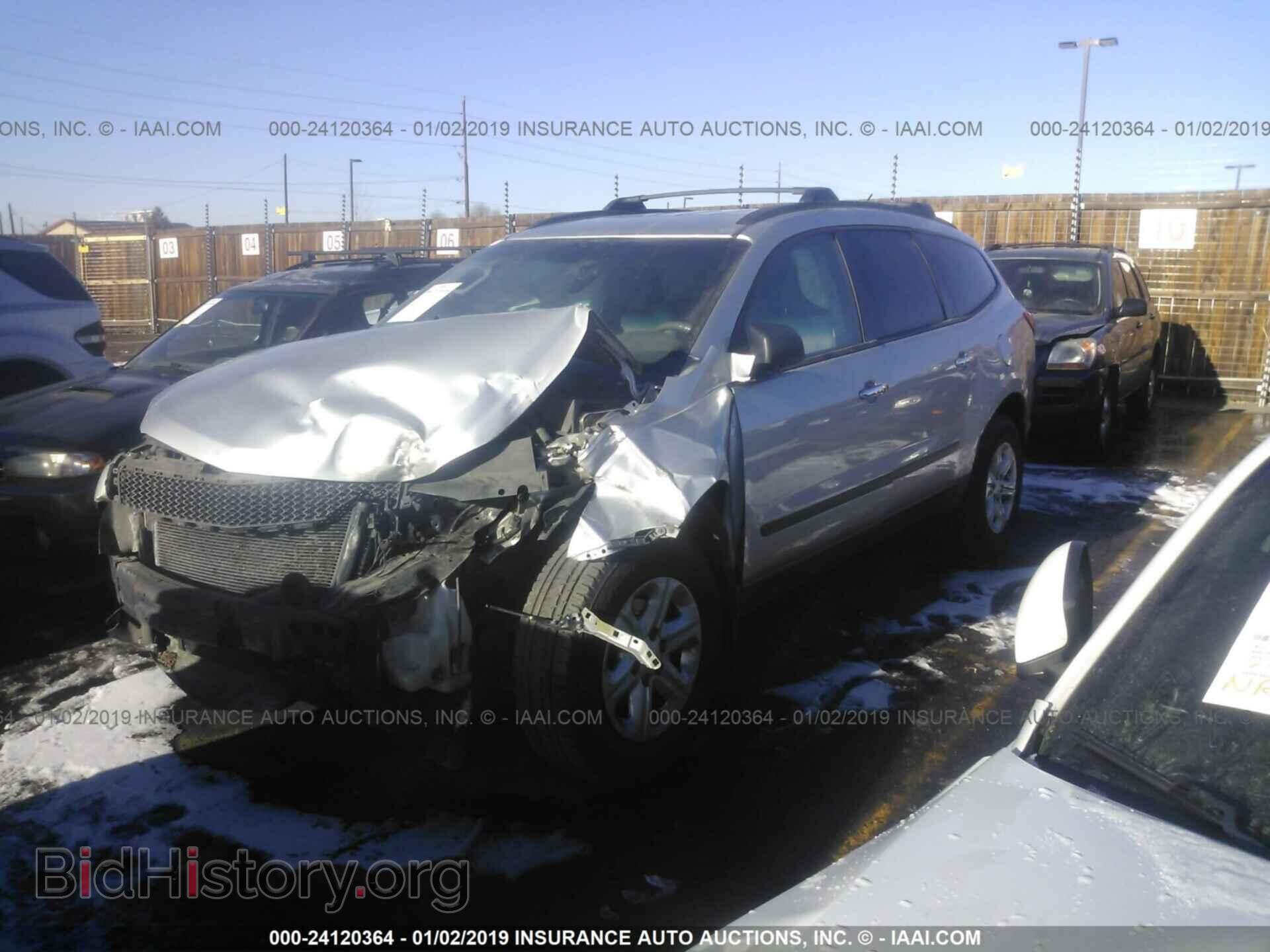 2012 CHEVROLET TRAVERSE - VIN: 1GNKVFED9CJ210692 - Фото 2