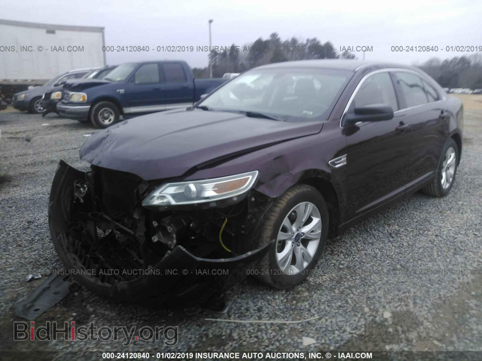 2011 FORD TAURUS - VIN: 1FAHP2EW0BG157941 - Фото 2