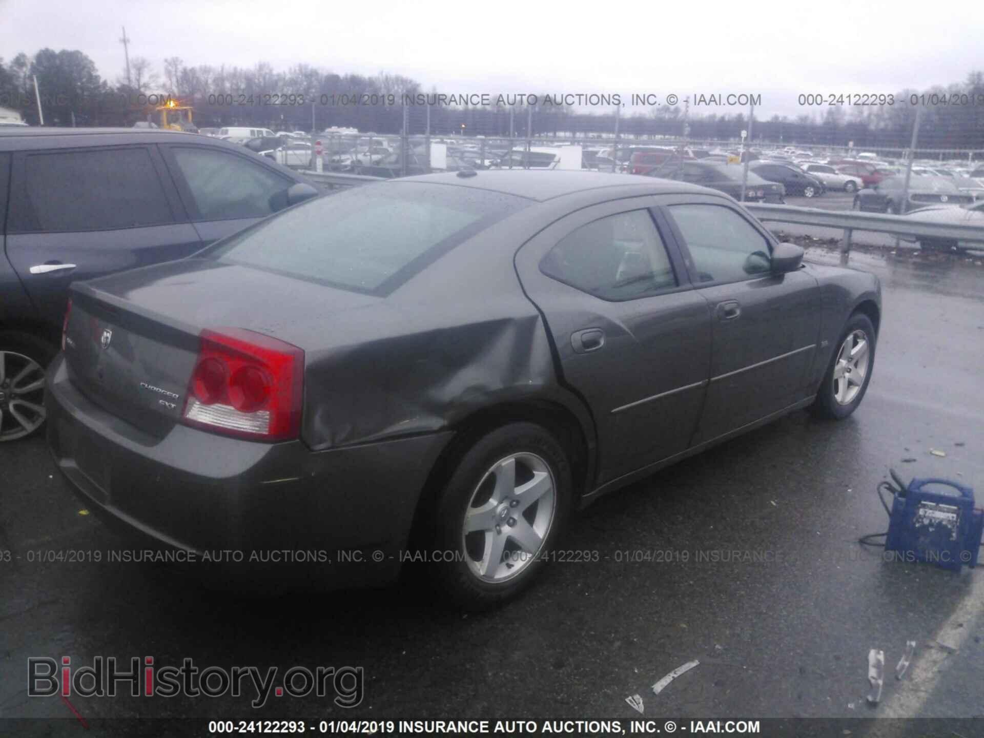2010 DODGE CHARGER - VIN: 2B3CA3CV5AH197877 - Фото 4