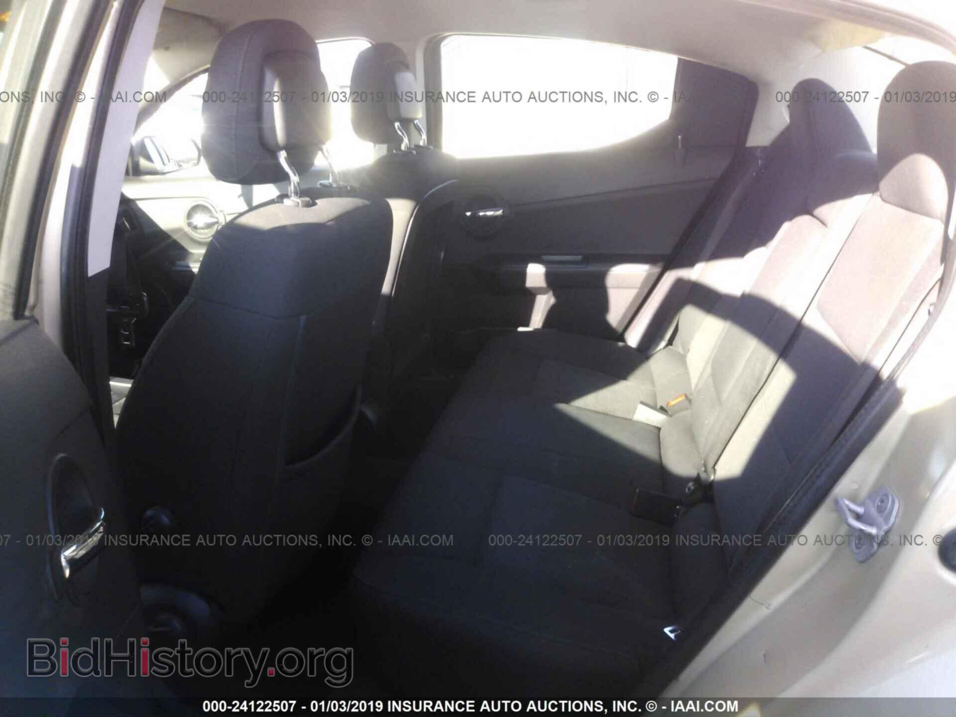 2010 DODGE AVENGER - VIN: 1B3CC4FB4AN215701 - Photo 8