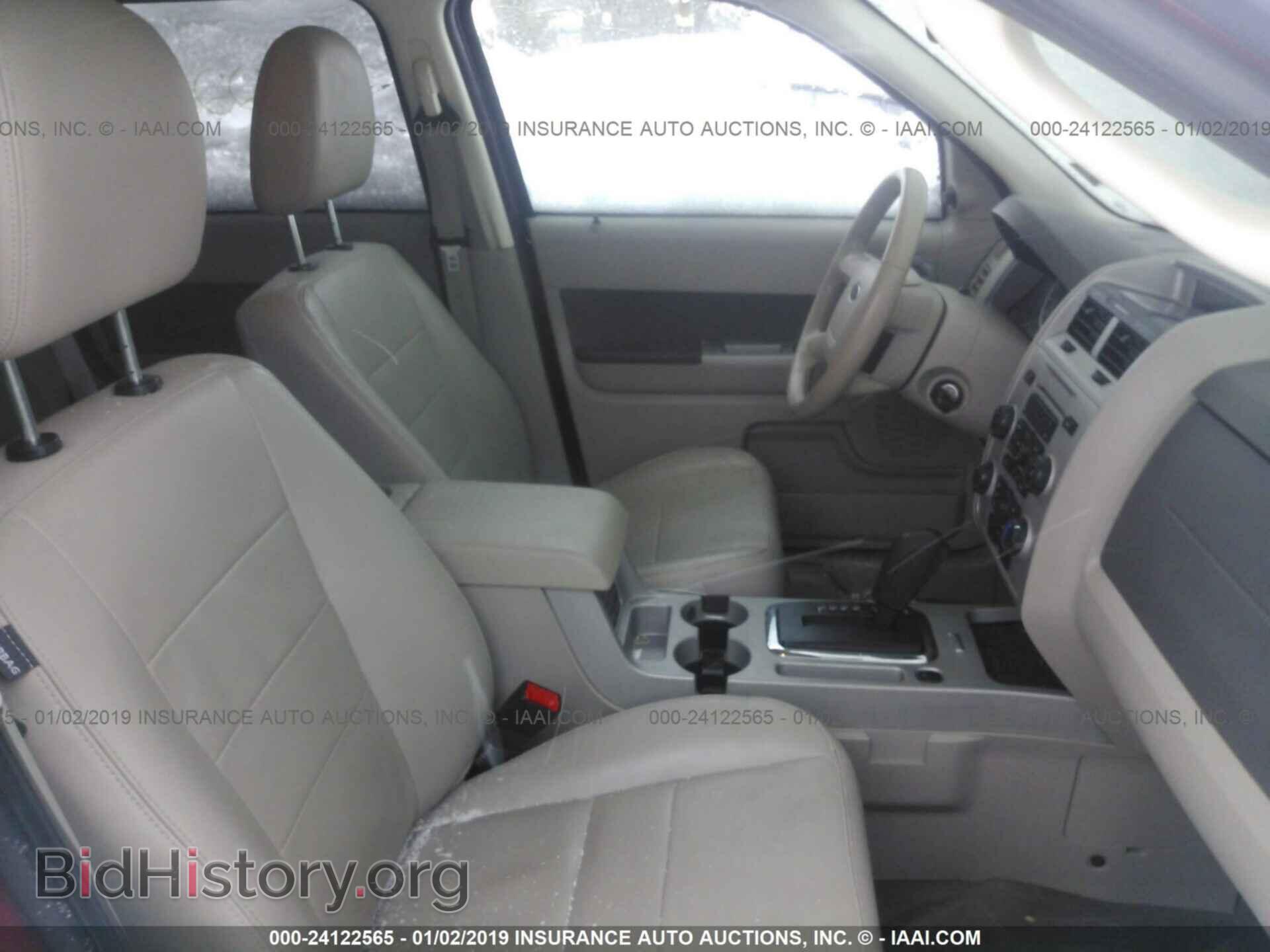 2011 FORD ESCAPE - VIN: 1FMCU9DG0BKB70892 - Photo 5