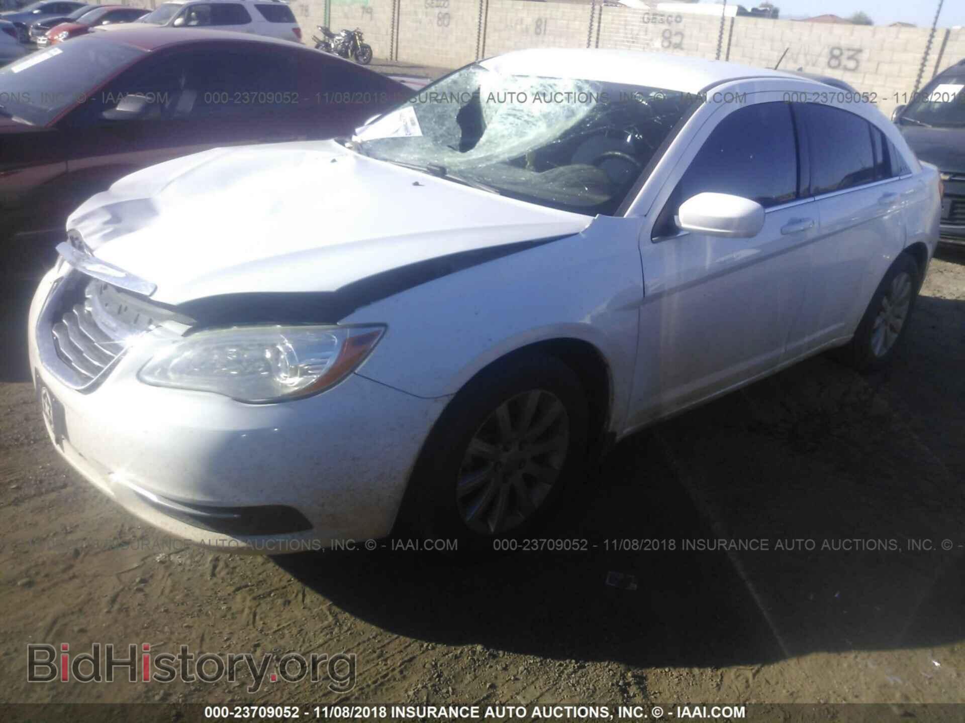 2013 CHRYSLER 200 - VIN: 1C3CCBBB5DN706358 - Фото 2