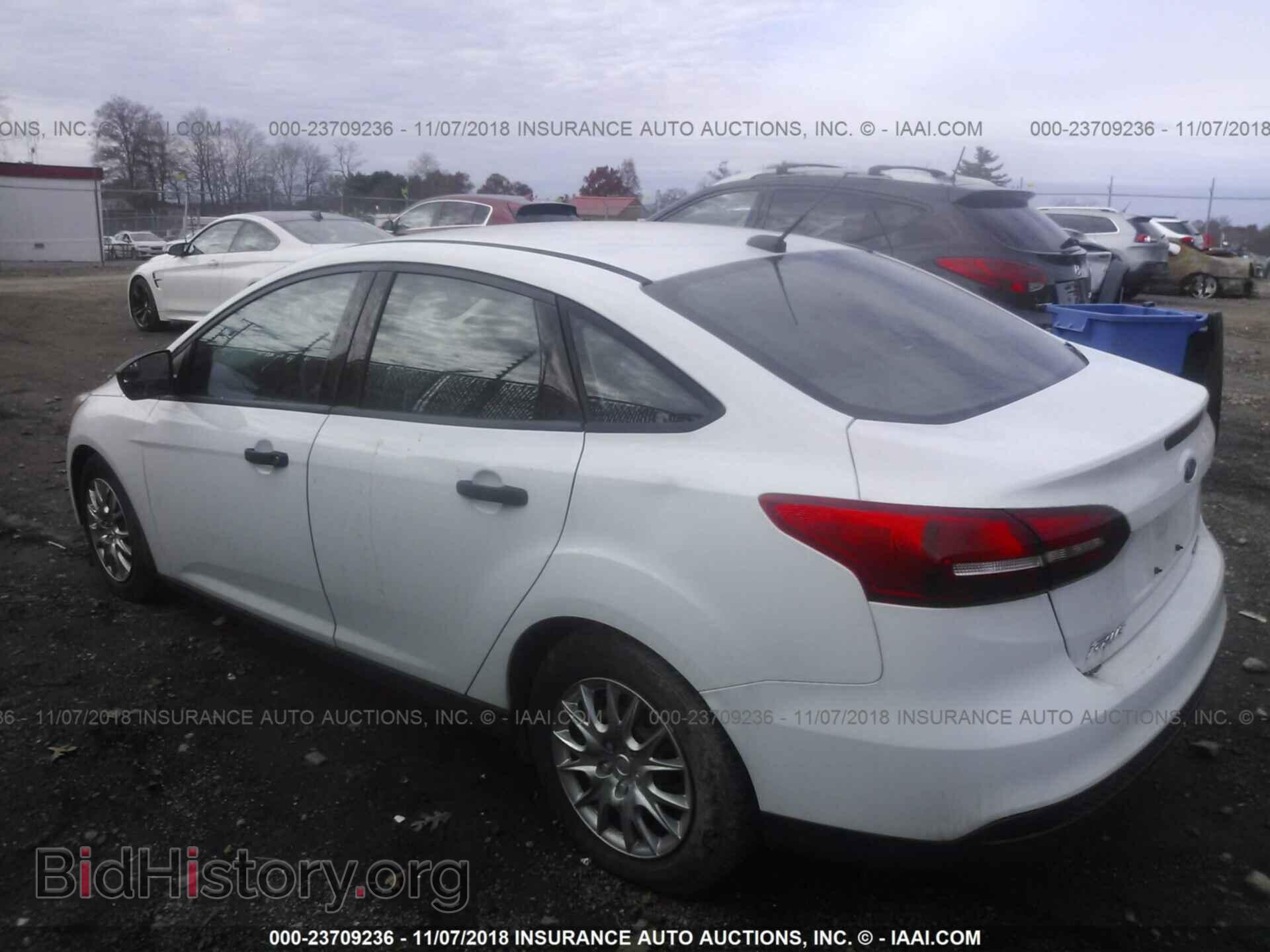2016 FORD FOCUS - VIN: 1FADP3E2XGL243743 - Фото 3