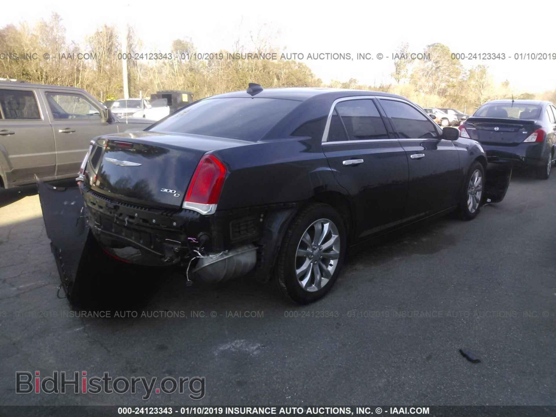 2016 CHRYSLER 300C - VIN: 2C3CCAKG3GH282780 - Фото 4