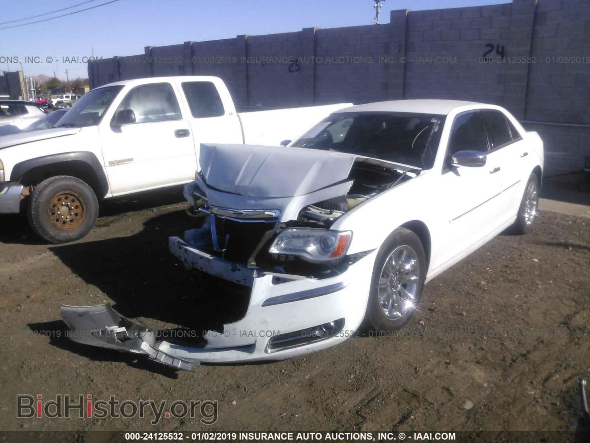 2012 CHRYSLER 300 - VIN: 2C3CCACG7CH251038 - Фото 2