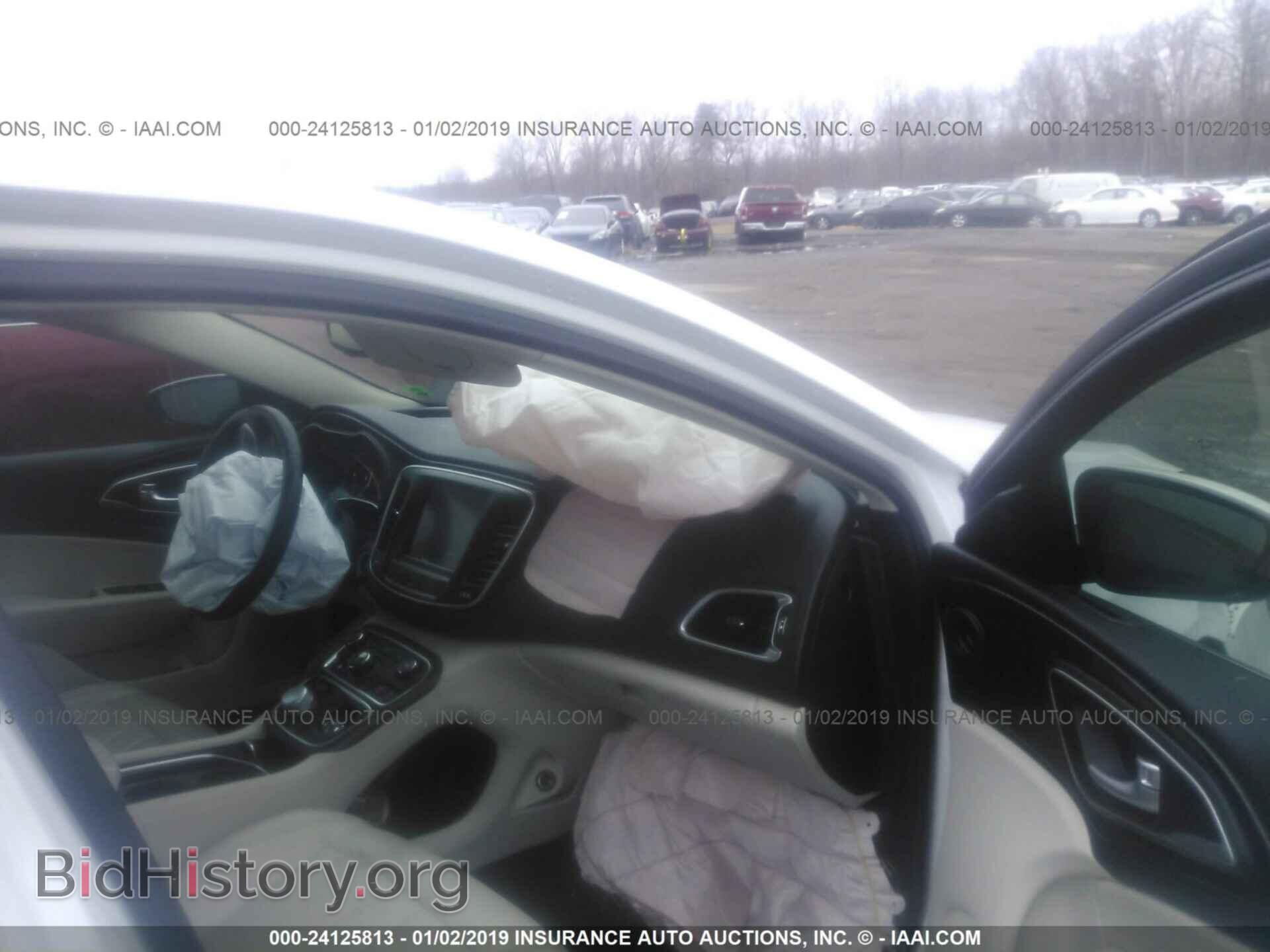 2016 CHRYSLER 200 - VIN: 1C3CCCCB4GN134482 - Photo 5