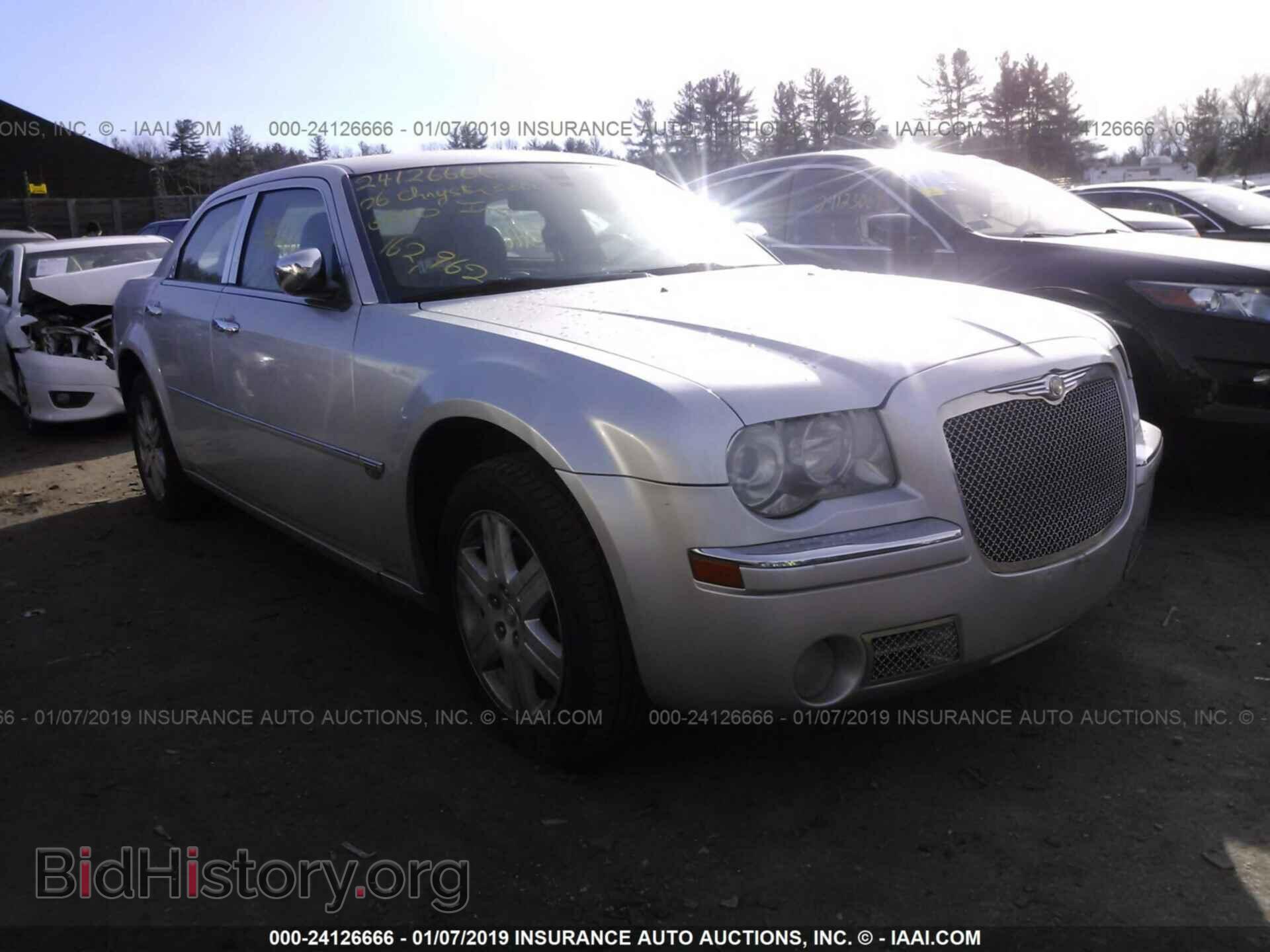 Photo 2C3KK63H86H111802 - CHRYSLER 300C 2006