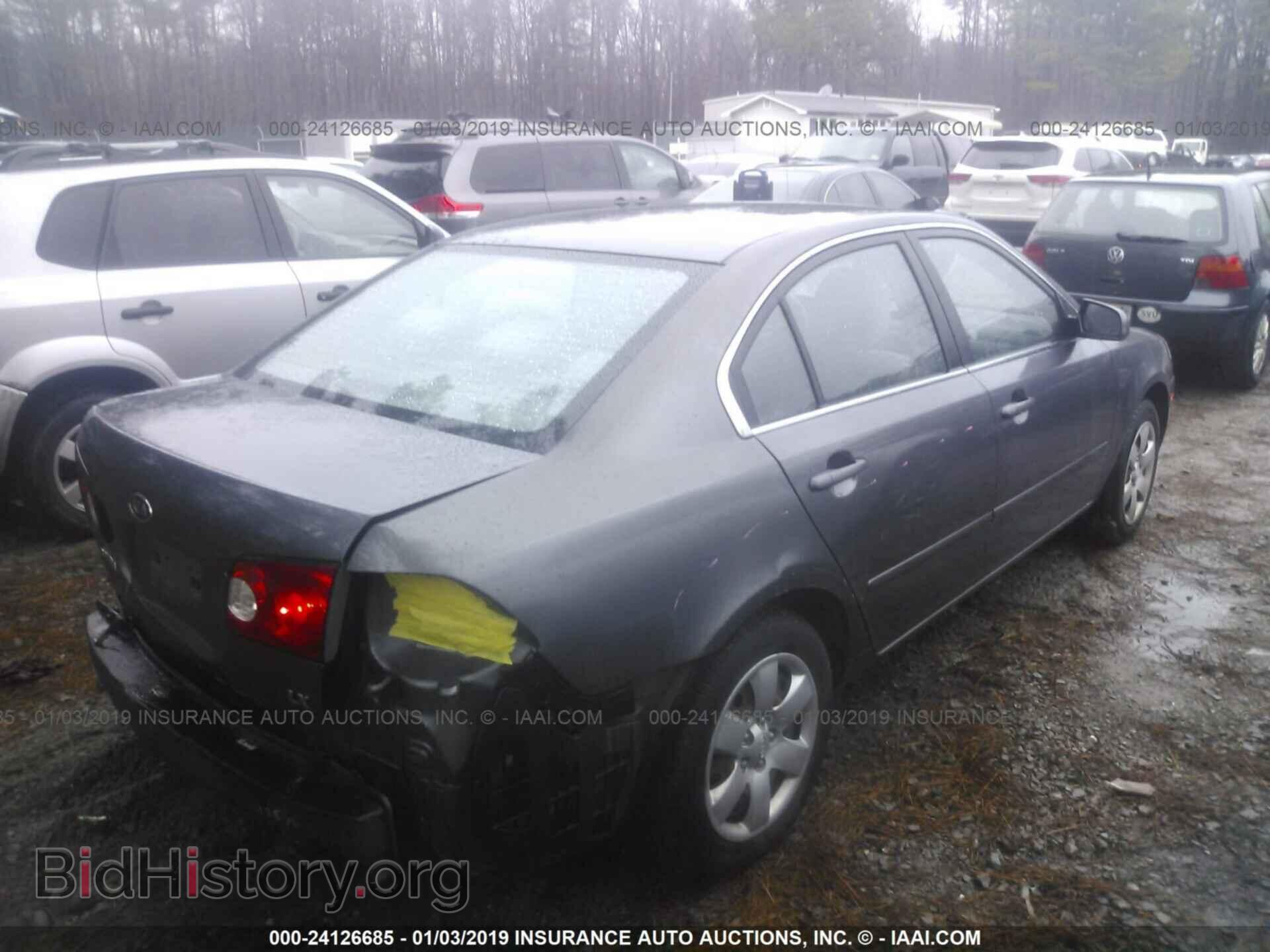 2008 KIA OPTIMA - VIN: KNAGE123185207389 - Фото 4