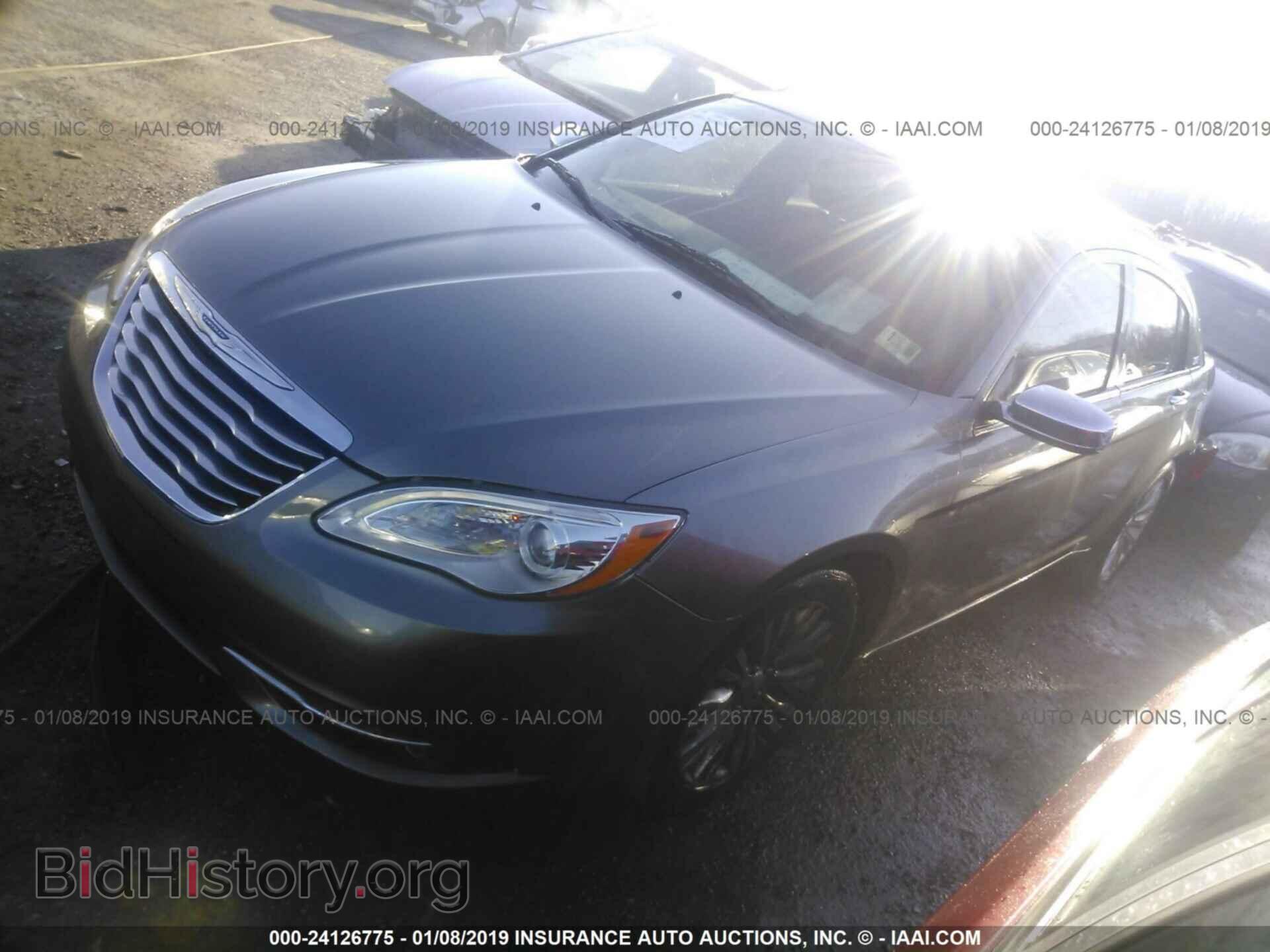2013 CHRYSLER 200 - VIN: 1C3CCBCG8DN747383 - Photo 2