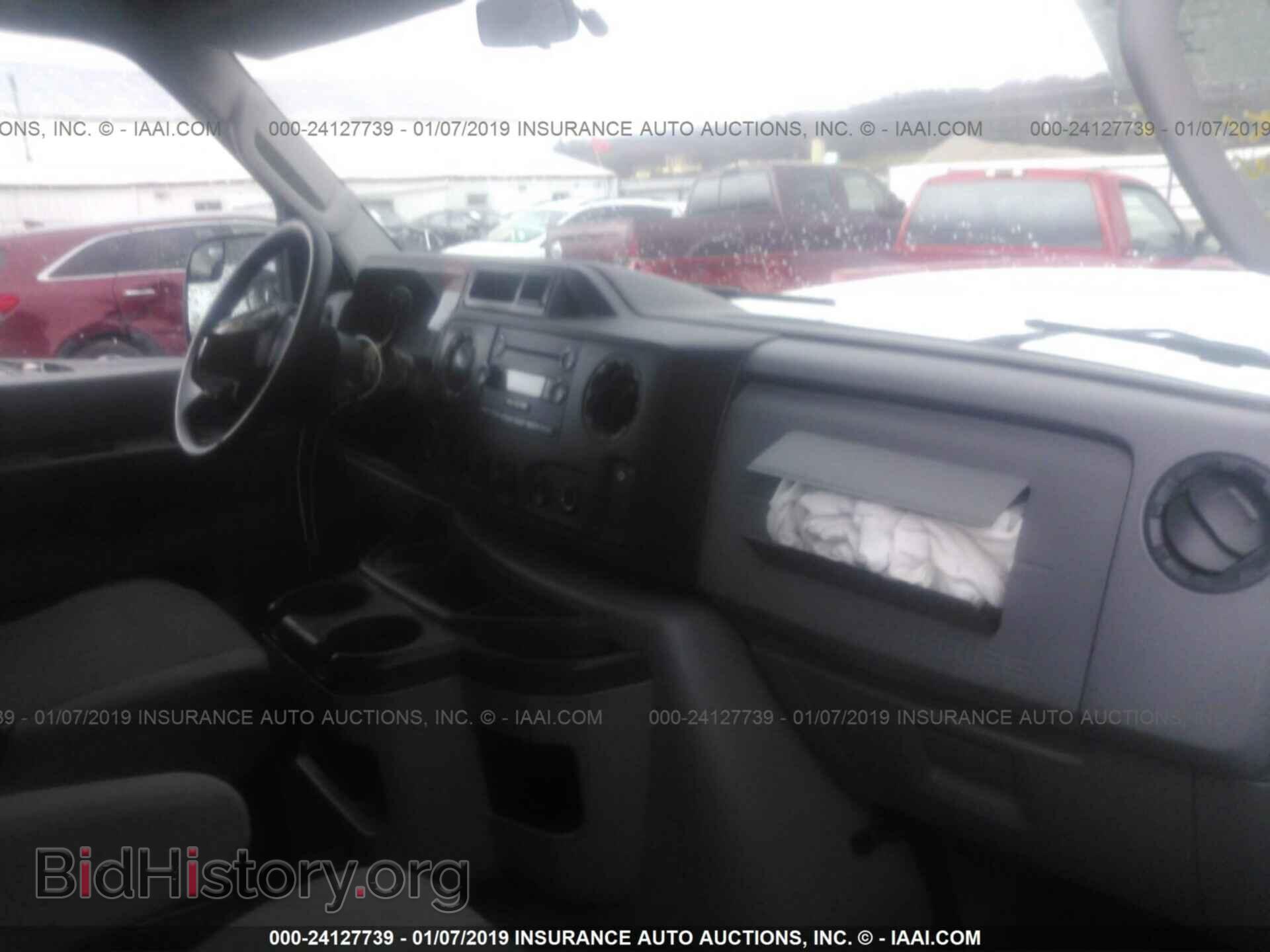 2011 FORD ECONOLINE - VIN: 1FBNE3BL5BDB02815 - Фото 5
