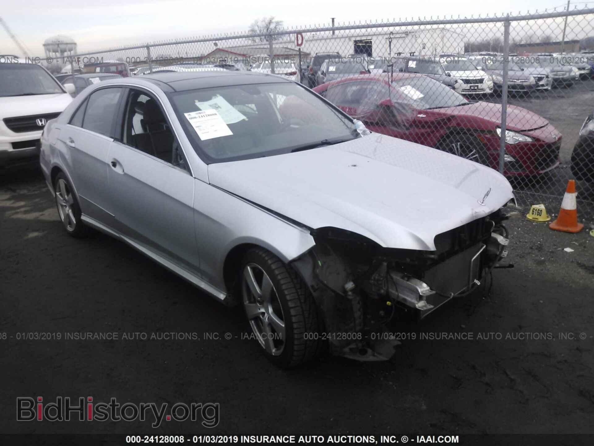 Photo WDDHF8HB4AA182387 - MERCEDES-BENZ E 2010