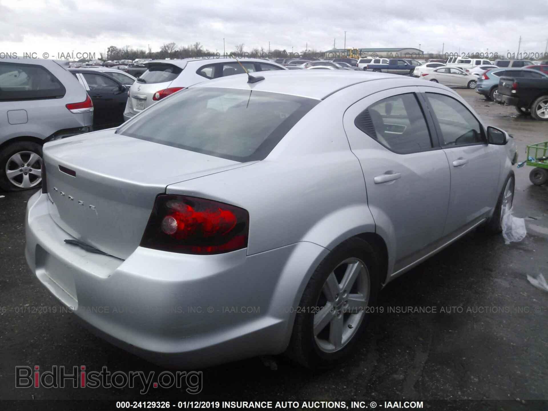 2011 DODGE AVENGER - VIN: 1B3BD1FB5BN561121 - Photo 4