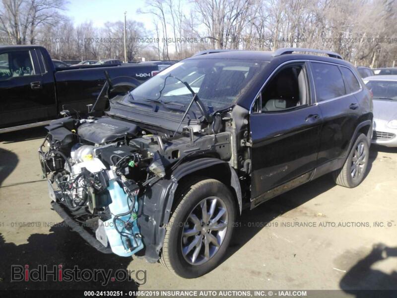 2017 Jeep CHEROKEE (VIN 1C4PJMDBXHD229482) — photo 2 of 10