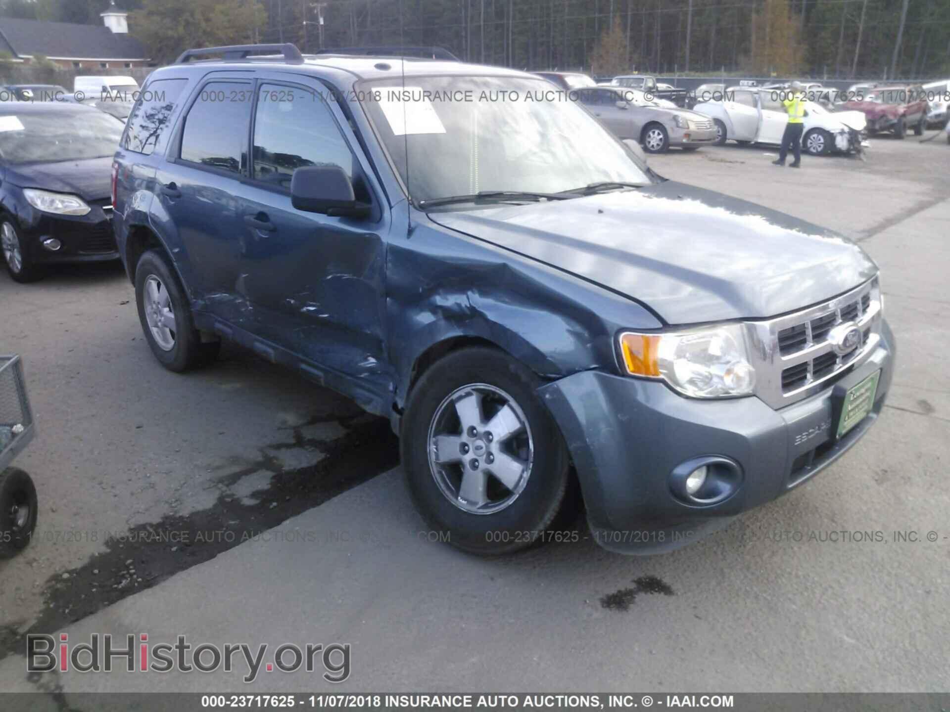 Фотография 1FMCU0D72BKA60065 - FORD ESCAPE 2011