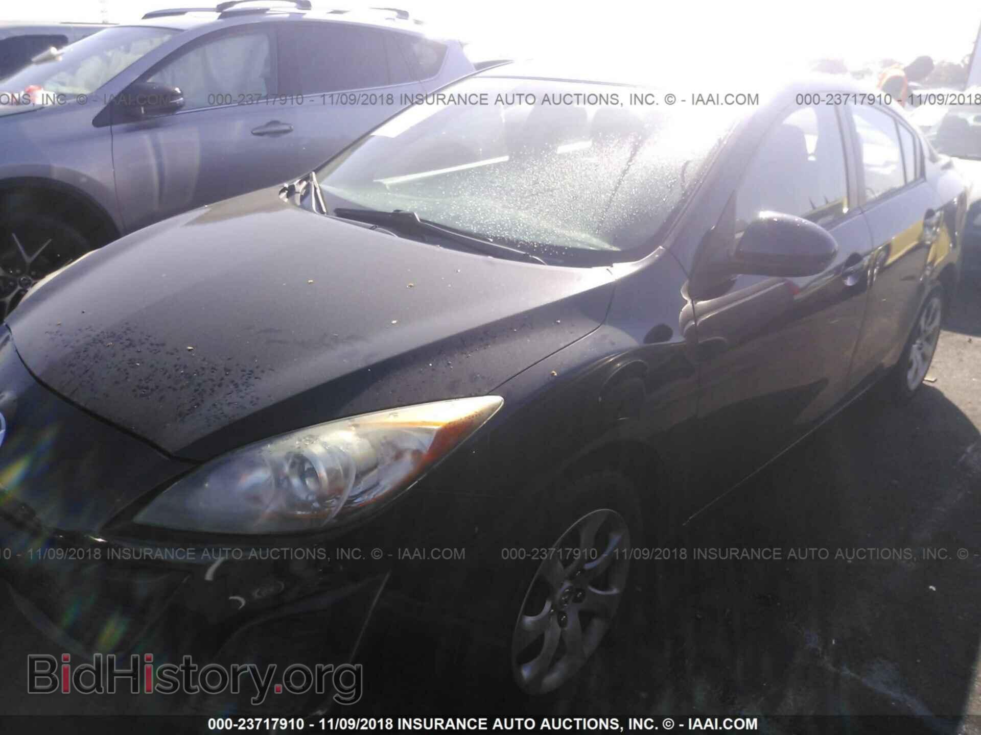 2011 MAZDA 3 - VIN: JM1BL1UG8B1497132 - Photo 2