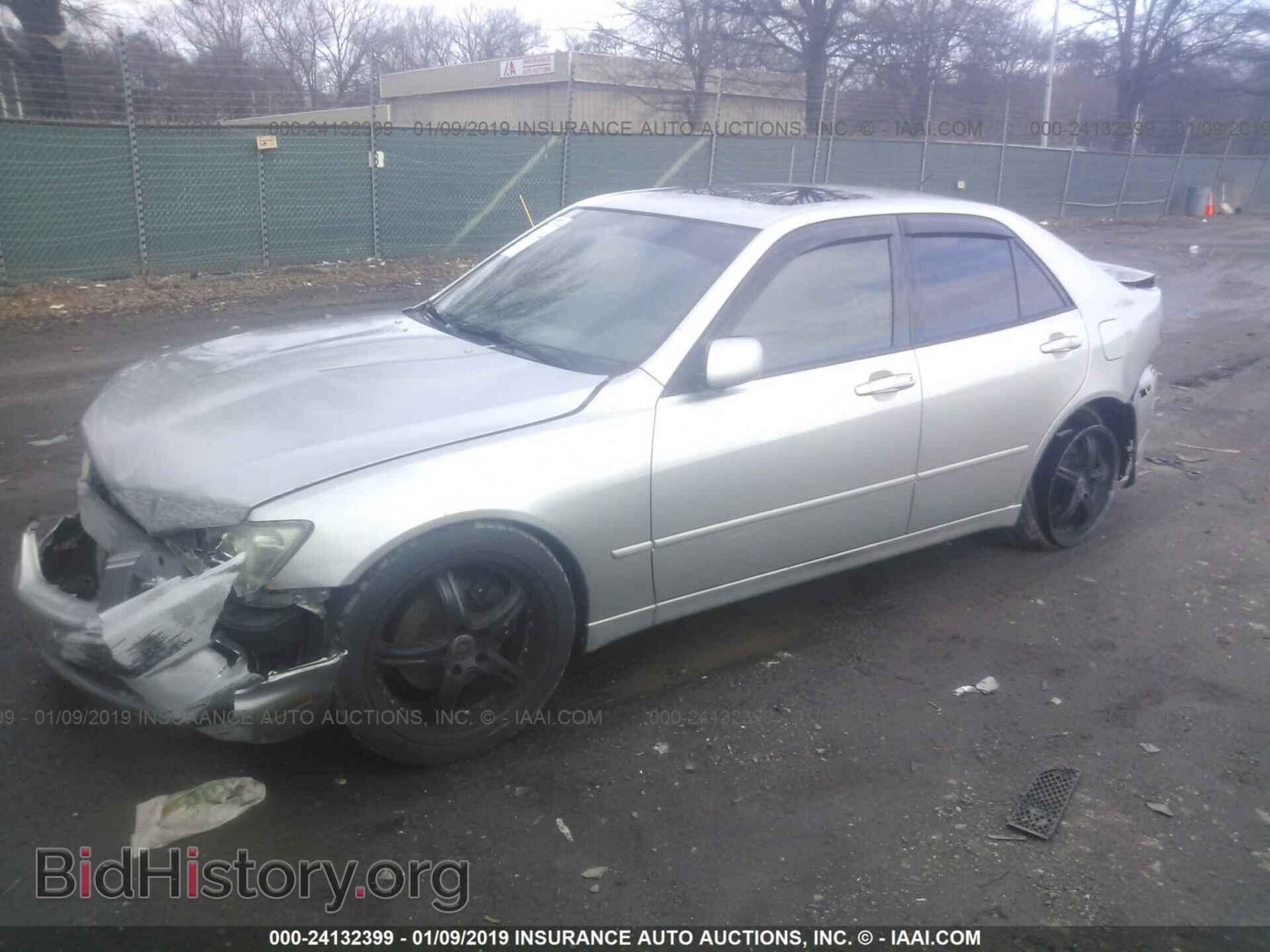 2001 LEXUS IS - VIN: JTHBD182010028468 - Photo 2