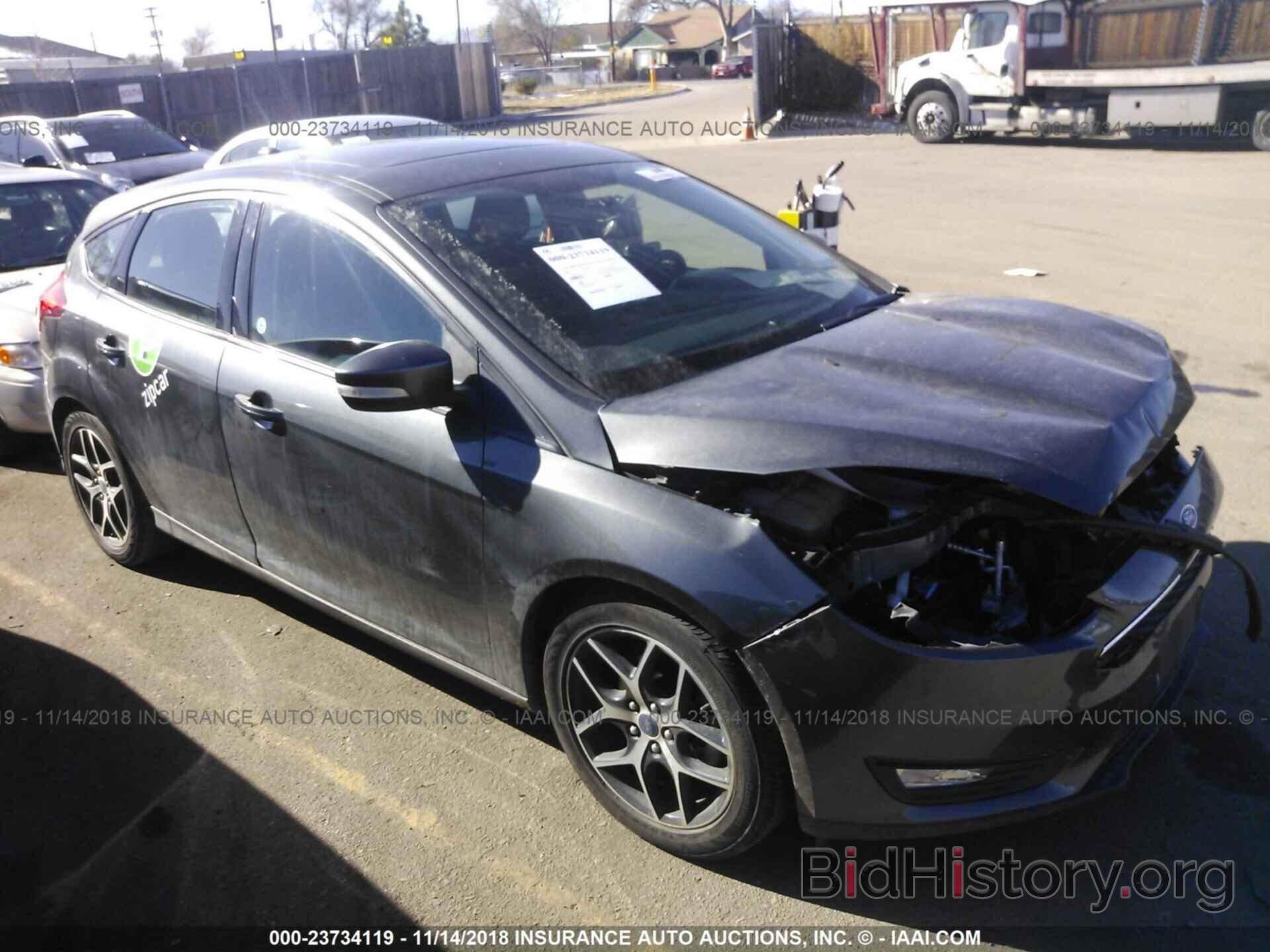 Photo 1VWGT7A34HC084712 - VOLKSWAGEN PASSAT 2017