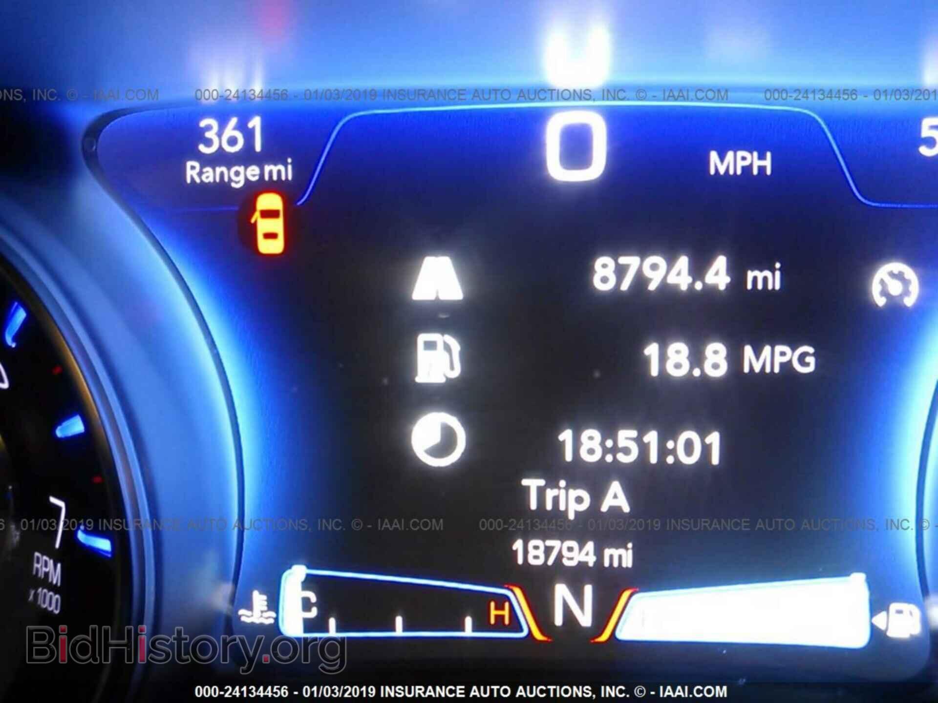 2016 CHRYSLER 300 - VIN: 2C3CCAAG5GH142036 - Фото 7