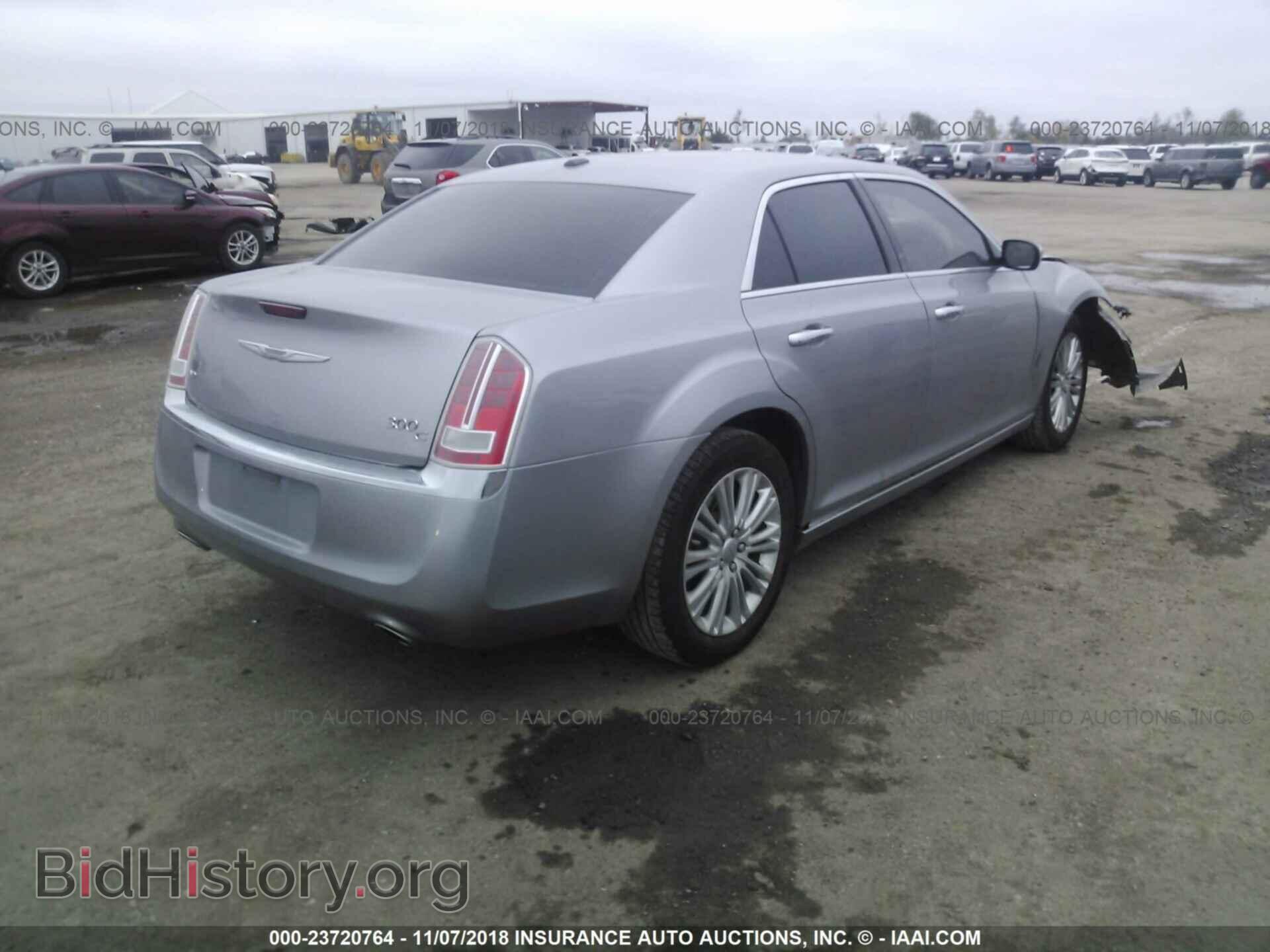 2014 CHRYSLER 300C - VIN: 2C3CCAKG2EH170128 - Photo 4