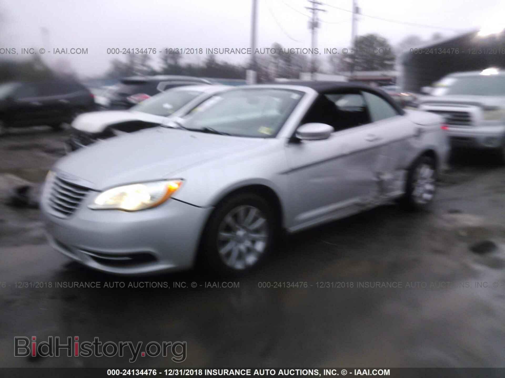 2012 CHRYSLER 200 - VIN: 1C3BCBEB3CN149455 - Фото 2