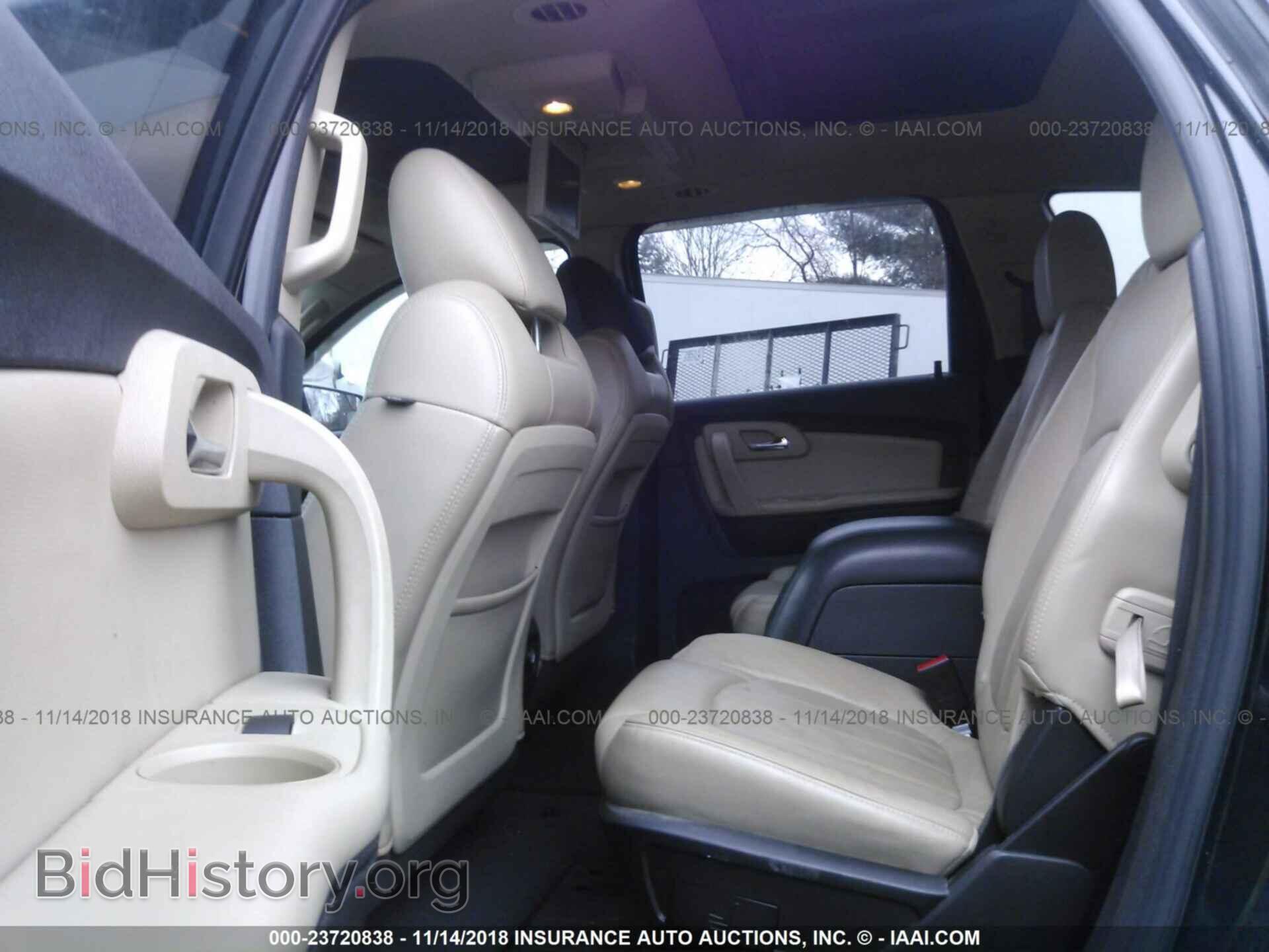 2011 CHEVROLET TRAVERSE - VIN: 1GNKRLED2BJ131348 - Фото 8