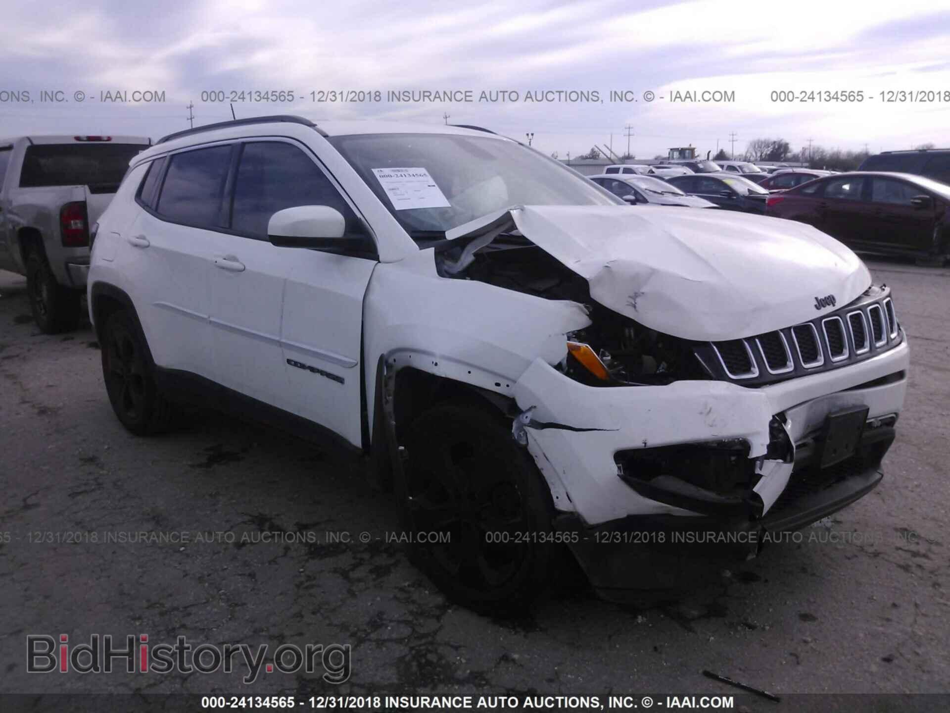 Photo 3C4NJCBB3HT652788 - JEEP COMPASS 2017