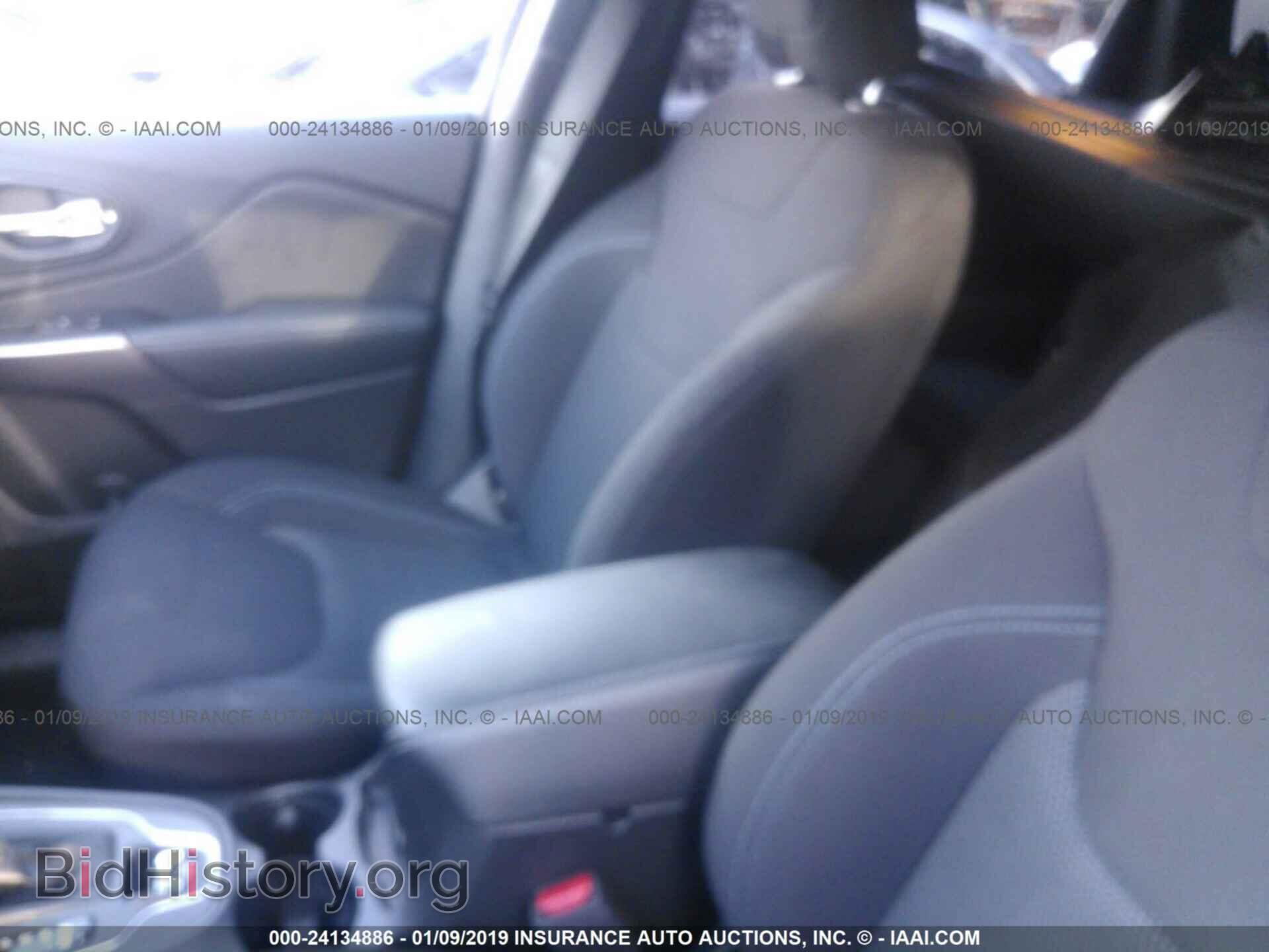 2019 JEEP CHEROKEE - VIN: 1C4PJMCB0KD330281 - Фото 8