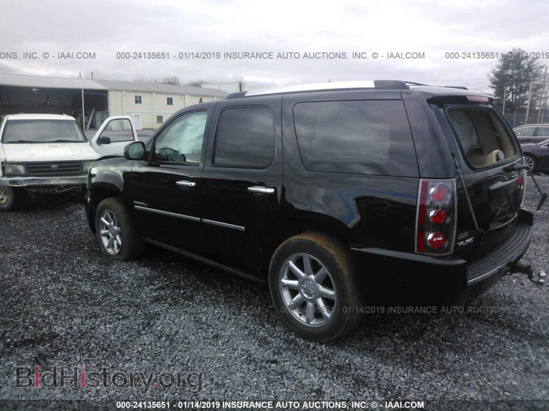 2011 GMC YUKON - VIN: 1GKS2EEF5BR390044 - Photo 3