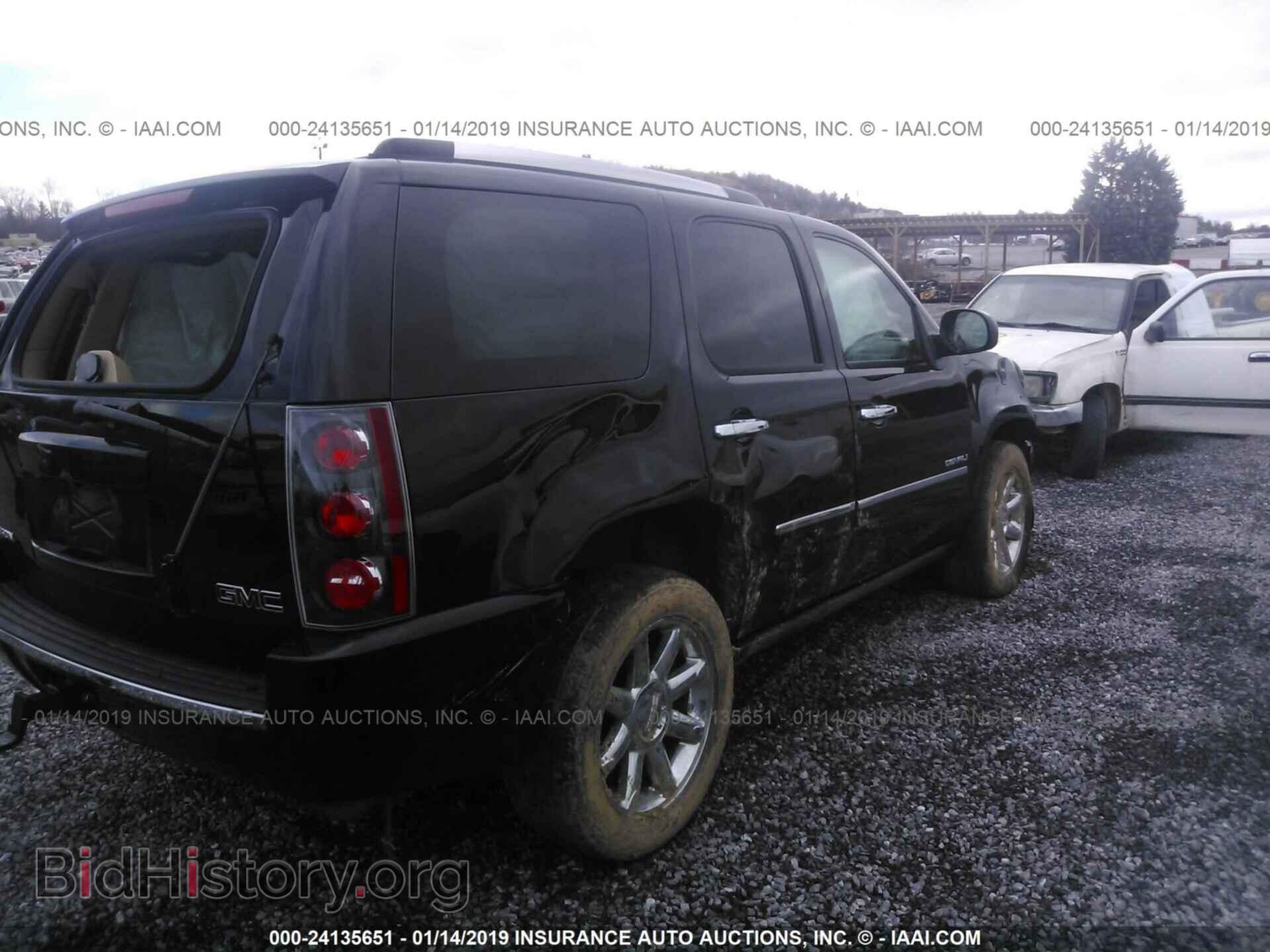 2011 GMC YUKON - VIN: 1GKS2EEF5BR390044 - Photo 4