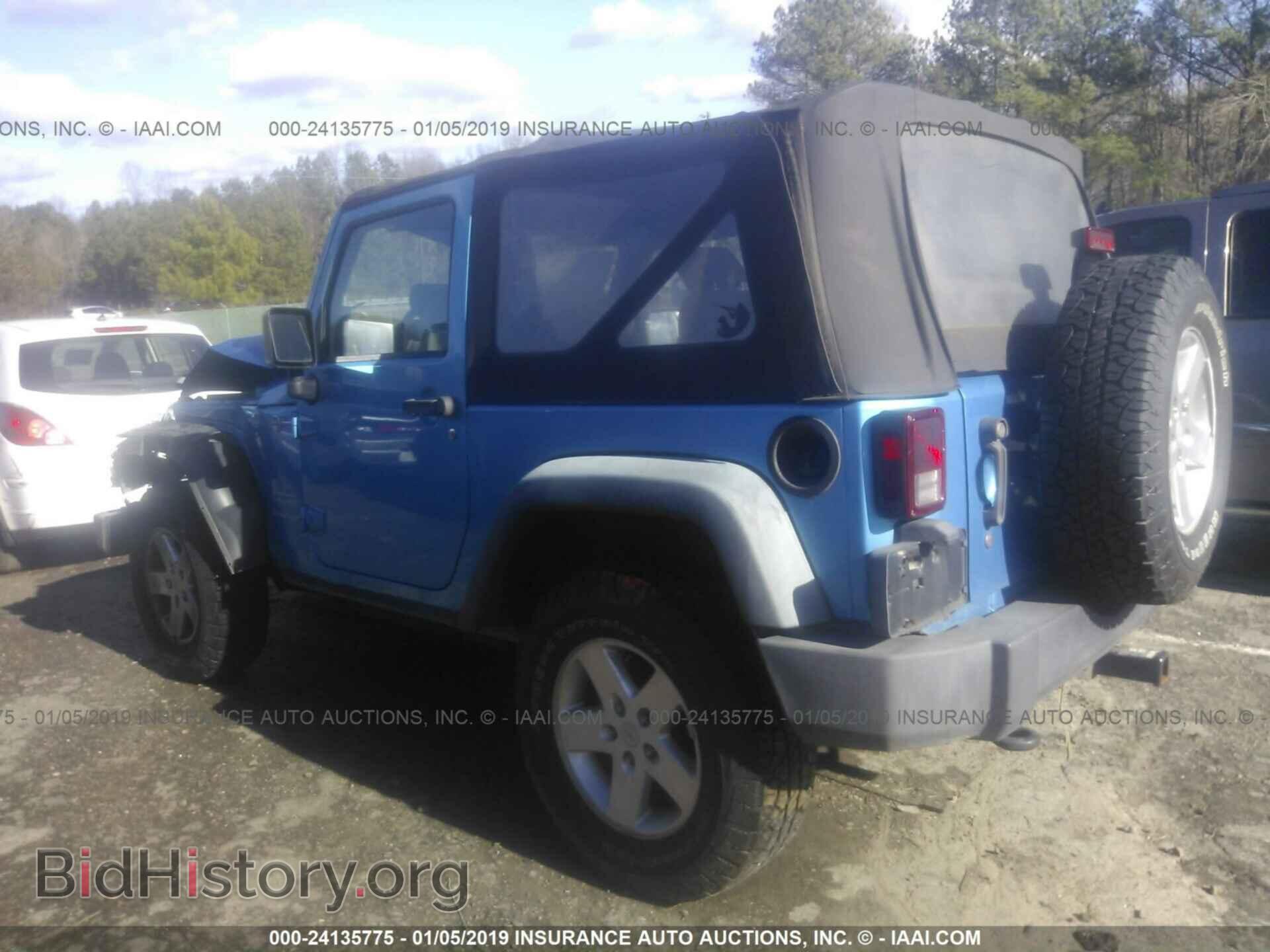 2010 JEEP WRANGLER - VIN: 1J4AA2D1XAL137179 - Фото 3