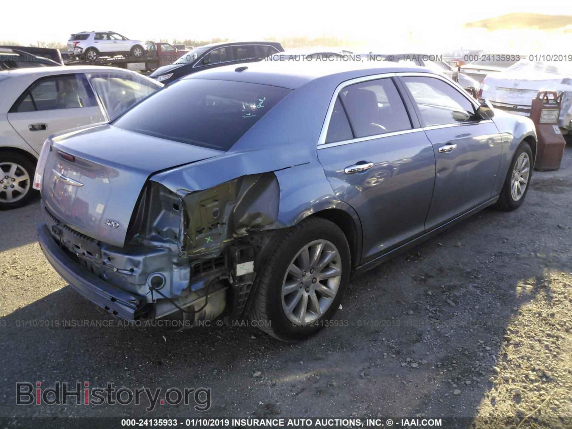 2011 CHRYSLER 300 - VIN: 2C3CA5CG3BH547489 - Фото 4