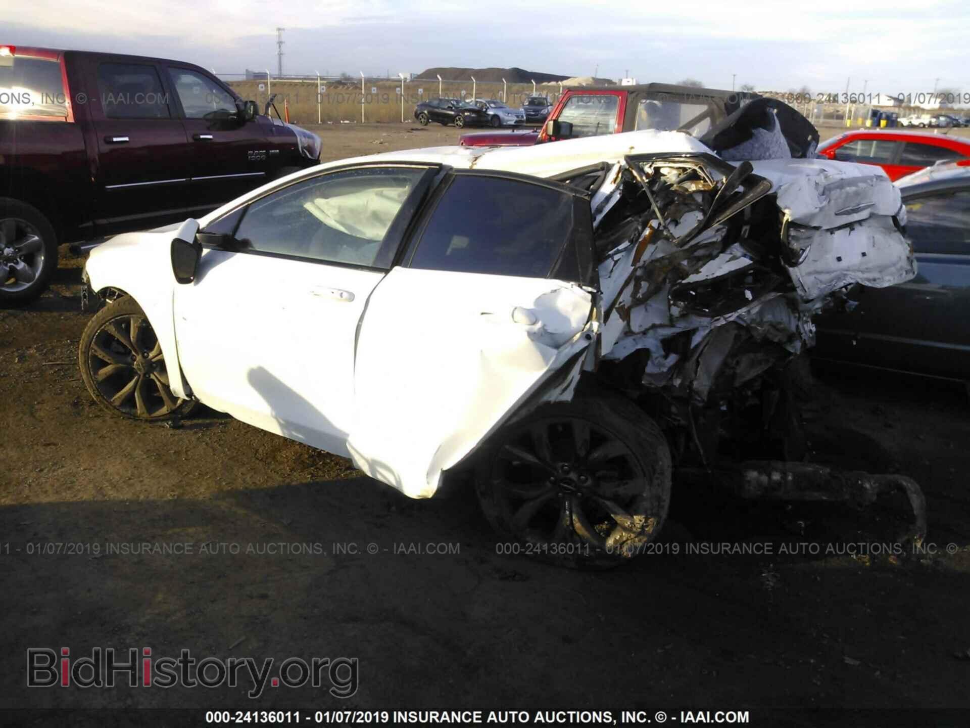 2016 CHRYSLER 200 - VIN: 1C3CCCBG1GN170451 - Photo 3