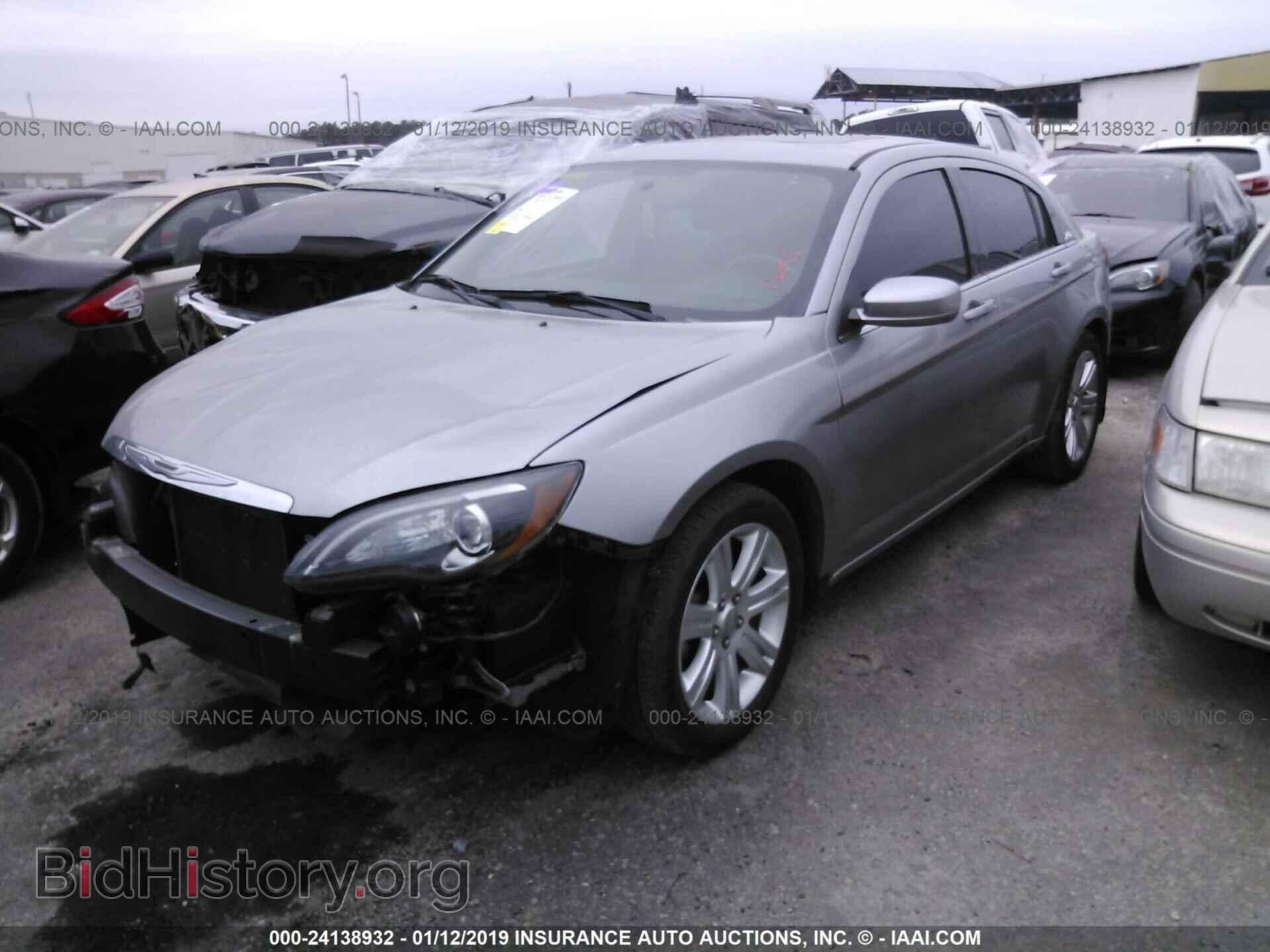 2014 CHRYSLER 200 - VIN: 1C3CCBBB1EN185155 - Фото 2
