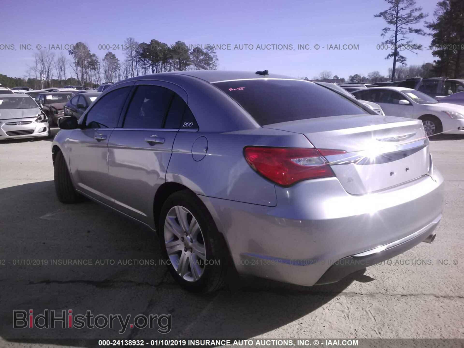 2014 CHRYSLER 200 - VIN: 1C3CCBBB1EN185155 - Фото 3