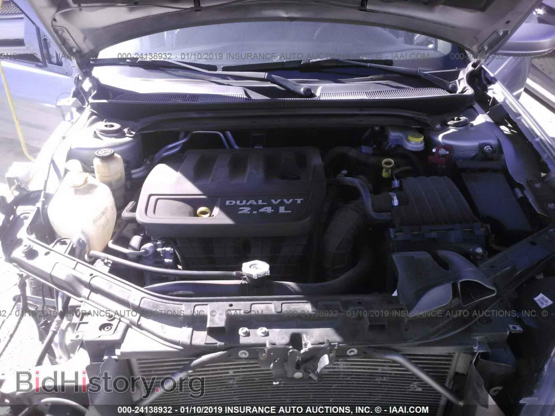 2014 CHRYSLER 200 - VIN: 1C3CCBBB1EN185155 - Фото 10