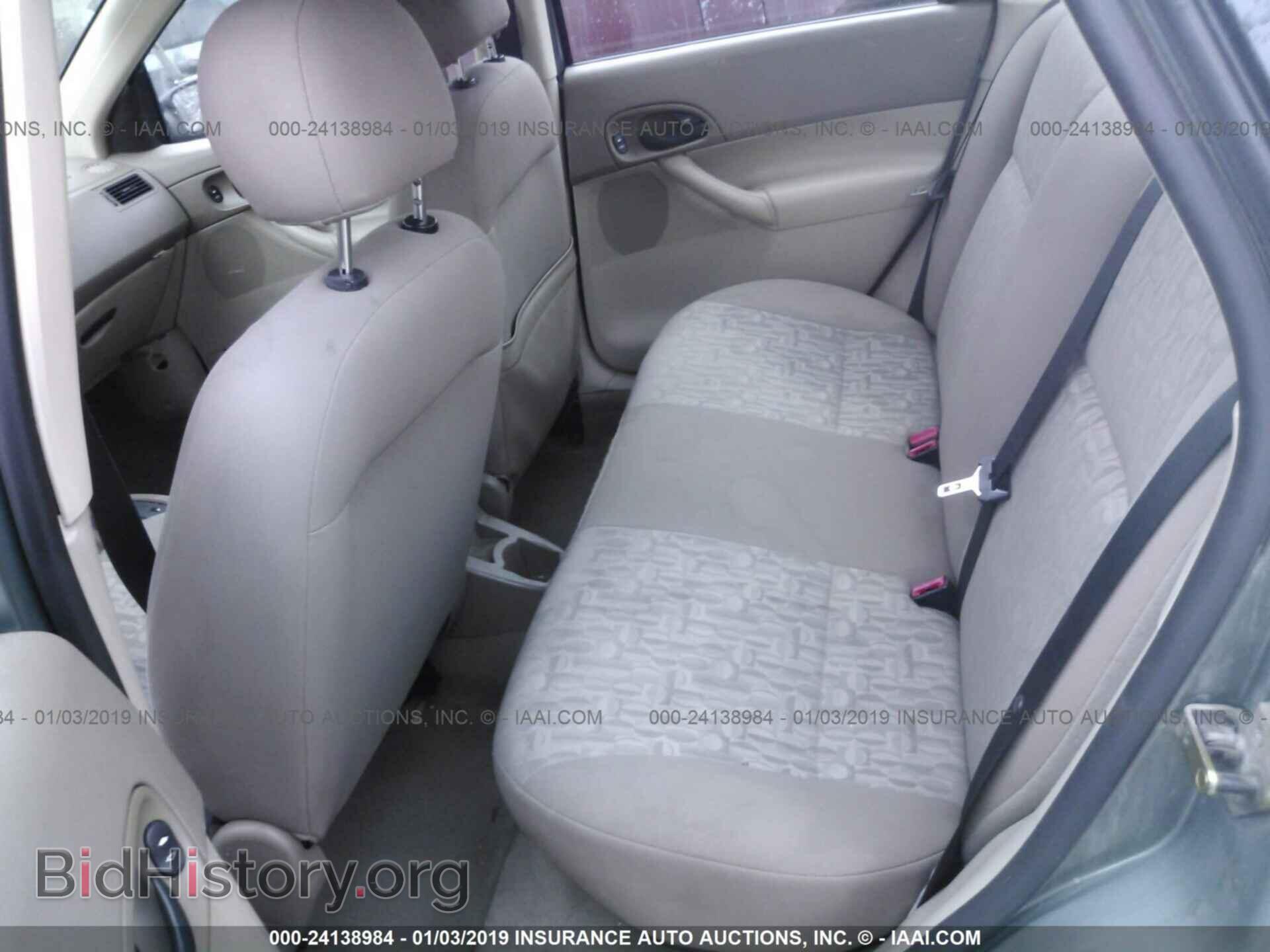 2005 FORD FOCUS - VIN: 1FAFP34N25W140929 - Фото 8