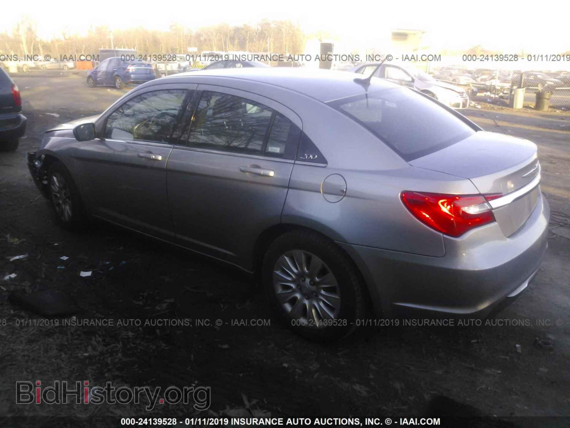 2013 CHRYSLER 200 - VIN: 1C3CCBAB3DN648364 - Фото 3