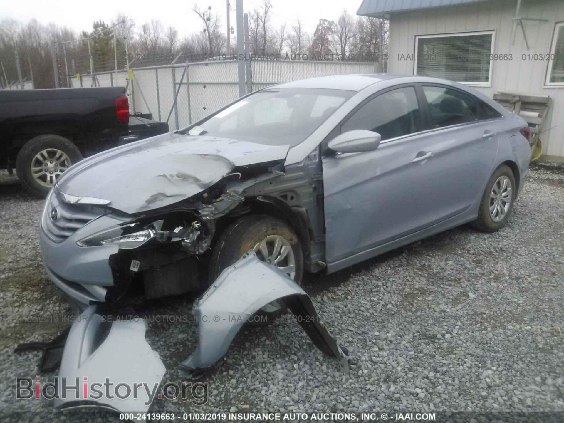 2012 HYUNDAI SONATA - VIN: 5NPEB4AC2CH319892 - Фото 2