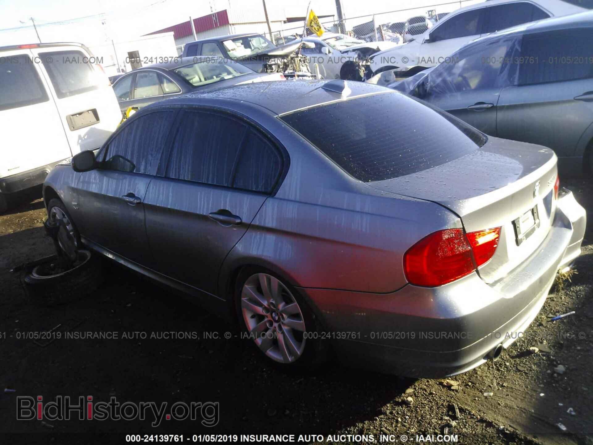 2010 BMW 335 - VIN: WBAPL3C58AA408463 - Photo 3