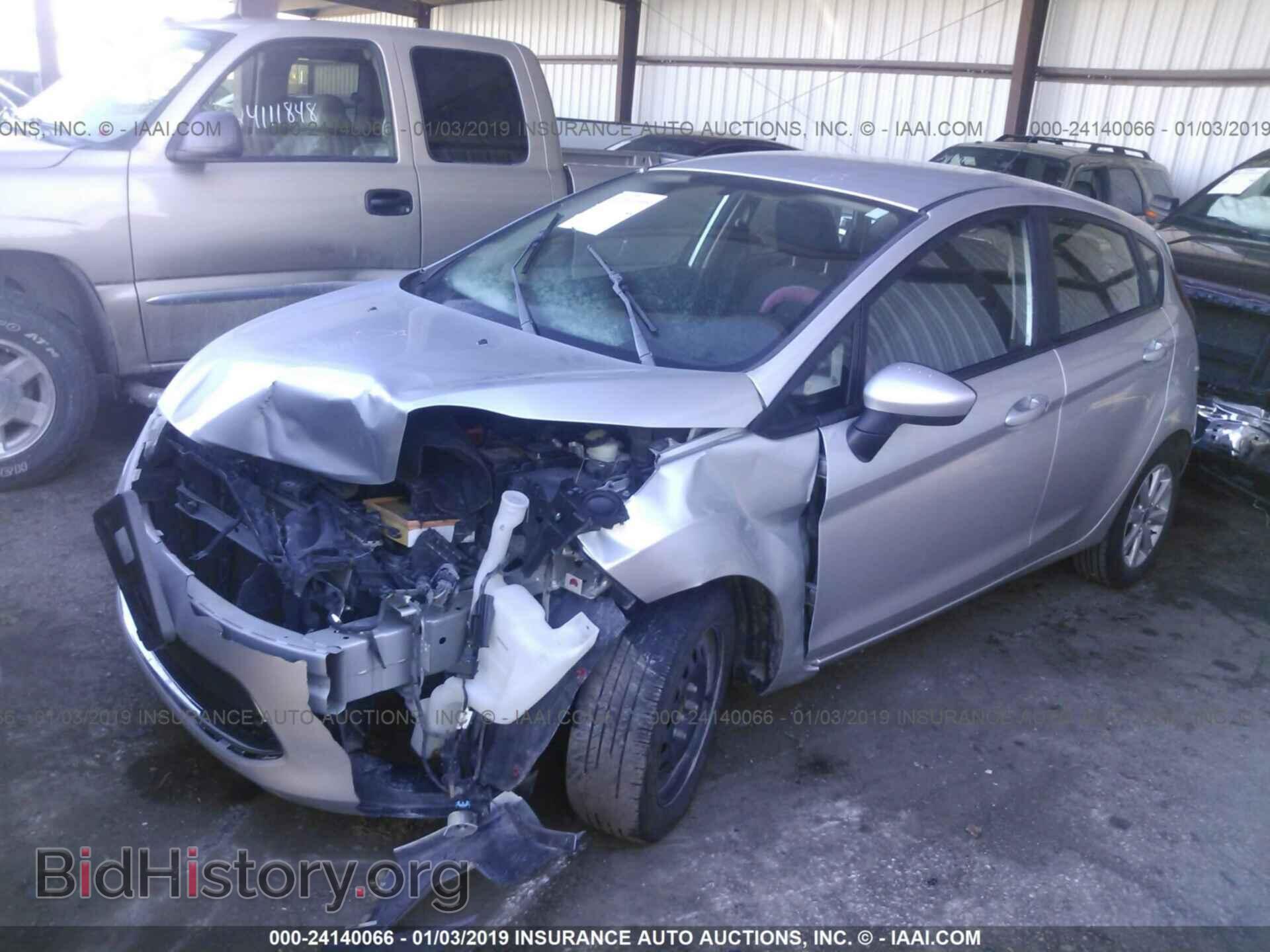 2011 FORD FIESTA - VIN: 3FADP4EJ5BM119111 - Фото 2
