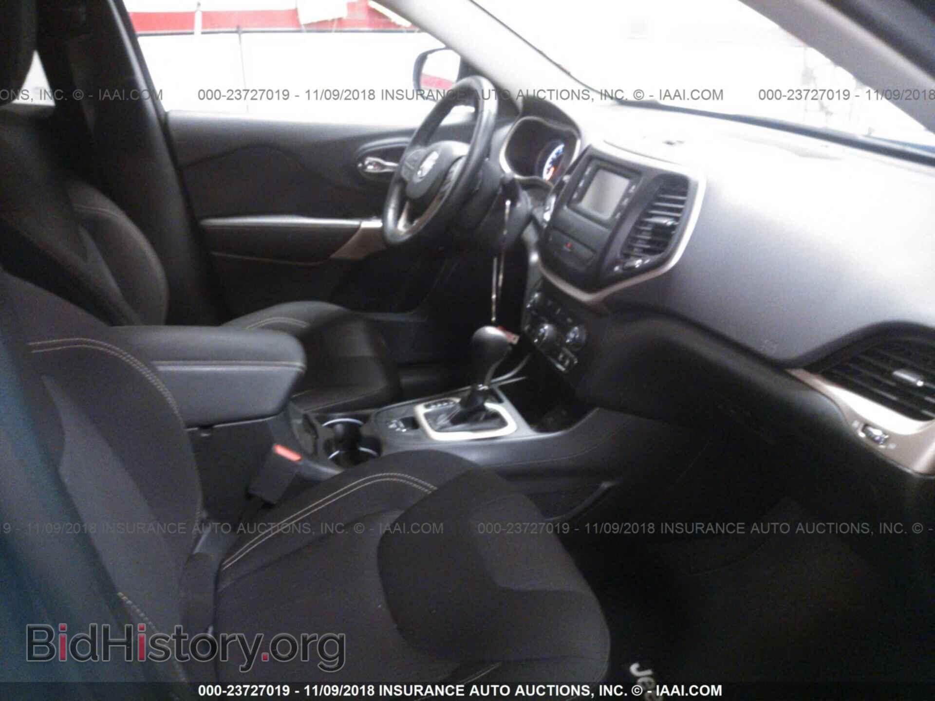 2017 JEEP CHEROKEE - VIN: 1C4PJLCBXHW573393 - Фото 5