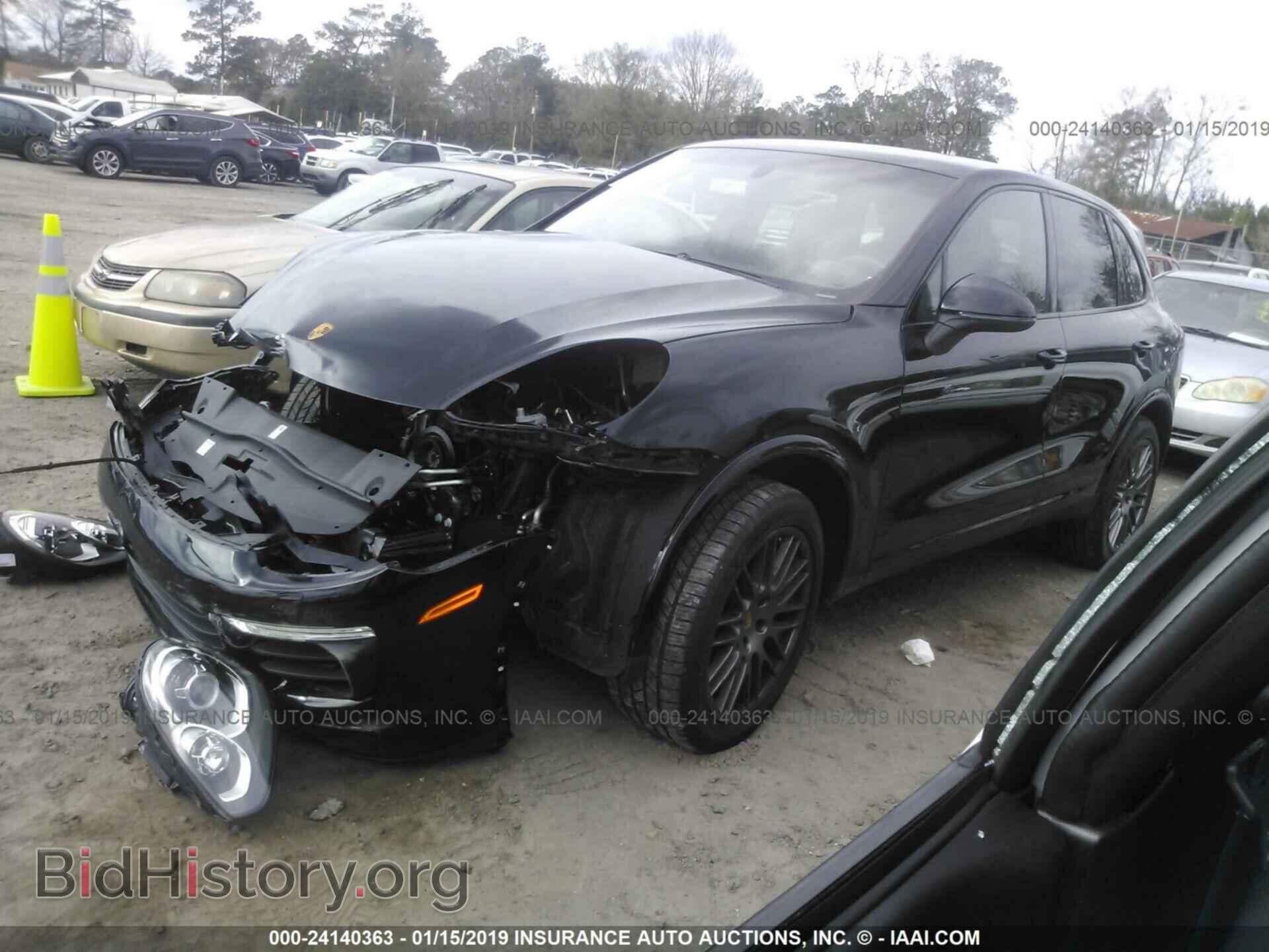 2017 PORSCHE CAYENNE - VIN: WP1AA2A24HKA85971 - Фото 2