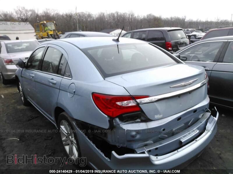 2012 Chrysler 200 (VIN 1C3CCBBG8CN175294) — photo 3 of 10