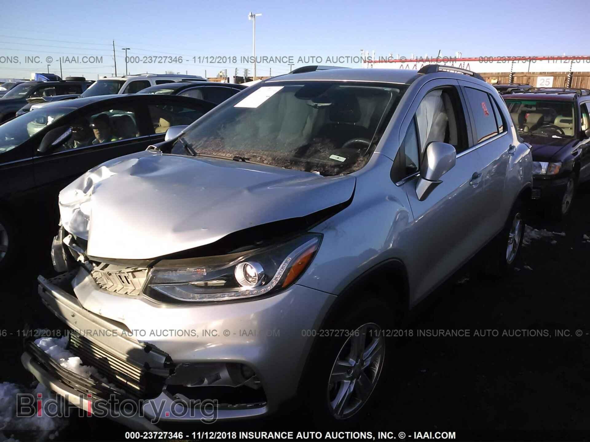 2017 CHEVROLET TRAX - VIN: 3GNCJPSB3HL258942 - Photo 2