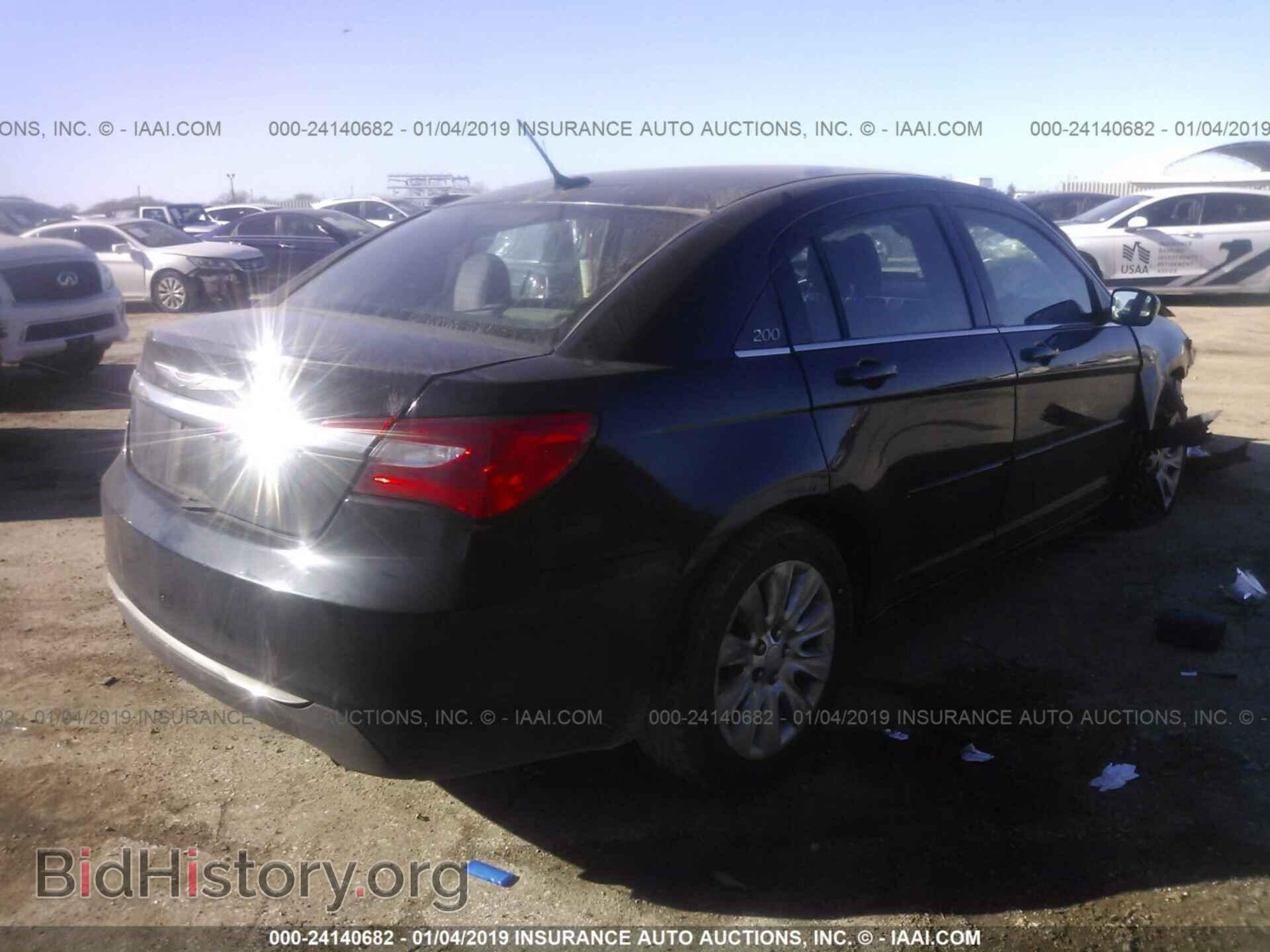 2012 CHRYSLER 200 - VIN: 1C3CCBAB8CN191713 - Фото 4