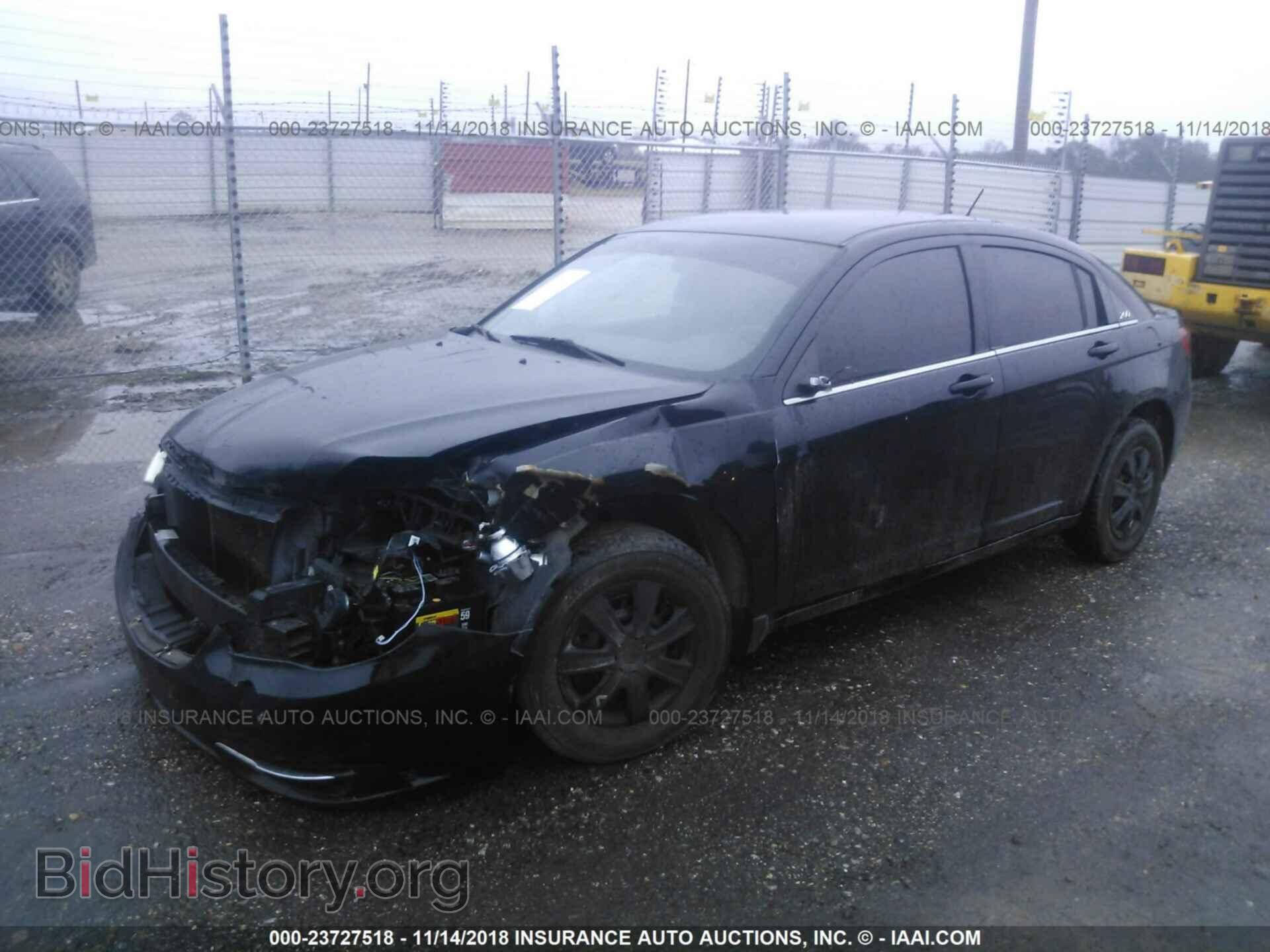 2013 CHRYSLER 200 - VIN: 1C3CCBAB4DN685956 - Фото 2