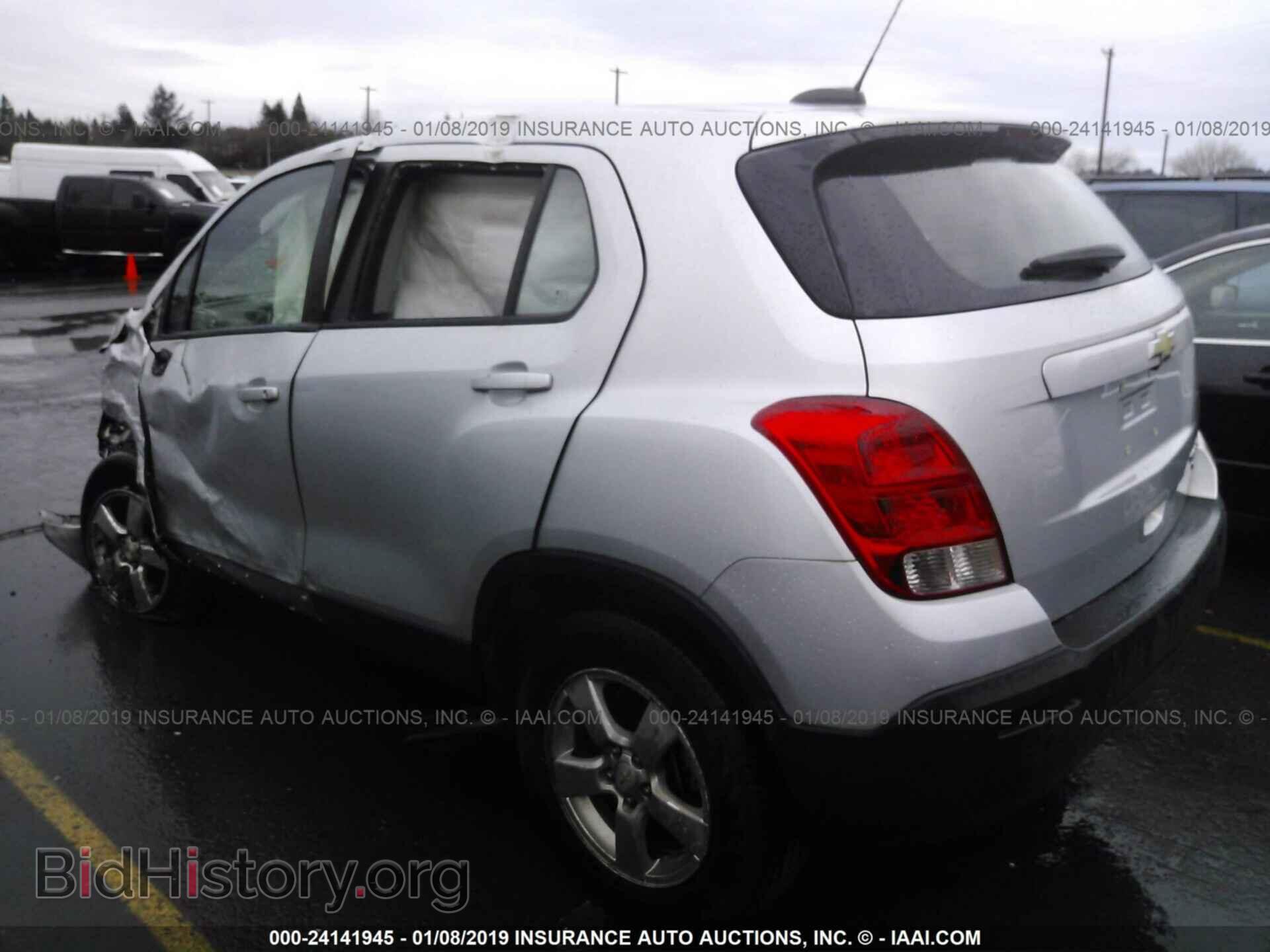 2015 CHEVROLET TRAX - VIN: 3GNCJPSB0FL242792 - Фото 3